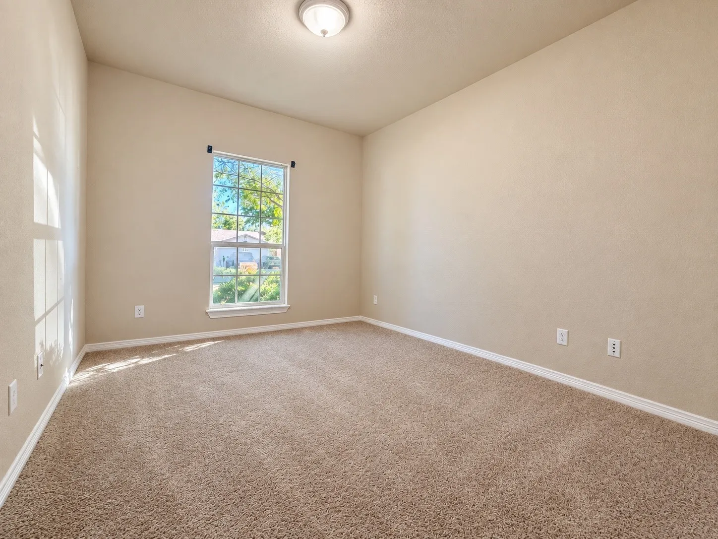 Single Family Residence For Sale in Tarrant County , 6549 Blue Grass Drive, Watauga, Texas 76148, 3 Bedroom, 2 Bathroom, 2 Garage spaces, 1,753 Sqft, built in 2007, mls#21381112, Real Estate Agent in Watauga, Homes For Sale in Tarrant county, Homes For Sale in Watauga, Realtor in Watauga Texas, Real Estate Brokerage Independent Realty Texas, Luminita Cordes Realtor