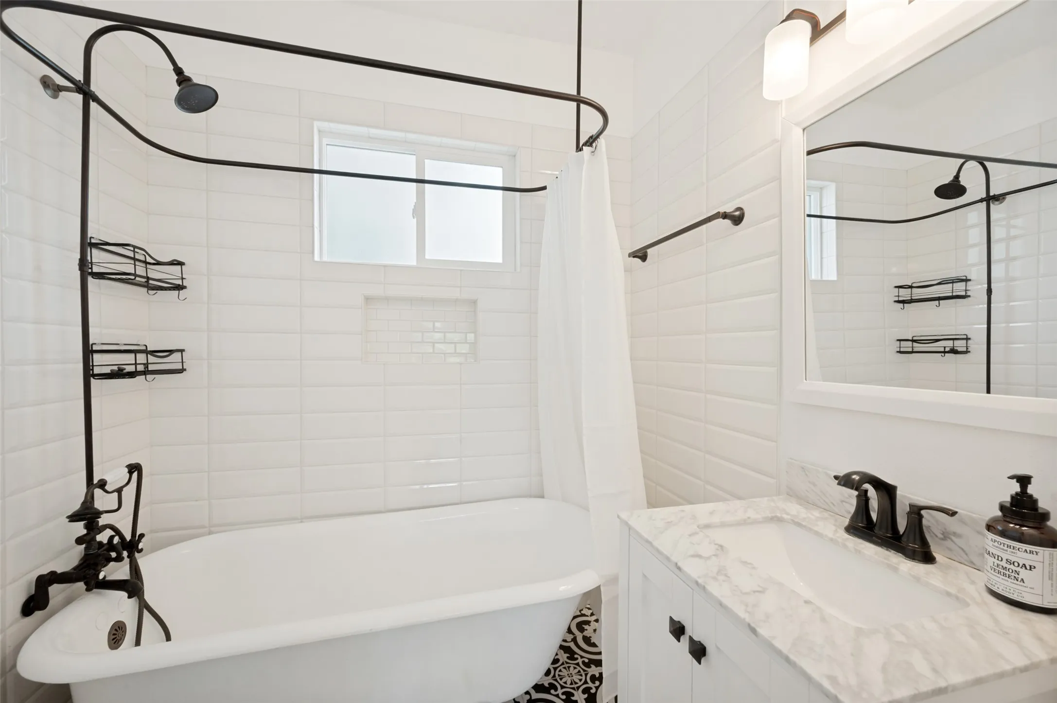 Single Family Residence For Sale in Dallas County , 5602 Reiger Avenue, Dallas, Texas 75214, 4 Bedroom, 3 Bathroom, Garage spaces, 2,238 Sqft, built in 1927, mls#21385724, Real Estate Agent in Dallas, Homes For Sale in Dallas county, Homes For Sale in Dallas, Realtor in Dallas Texas, Real Estate Brokerage Independent Realty Texas, Luminita Cordes Realtor