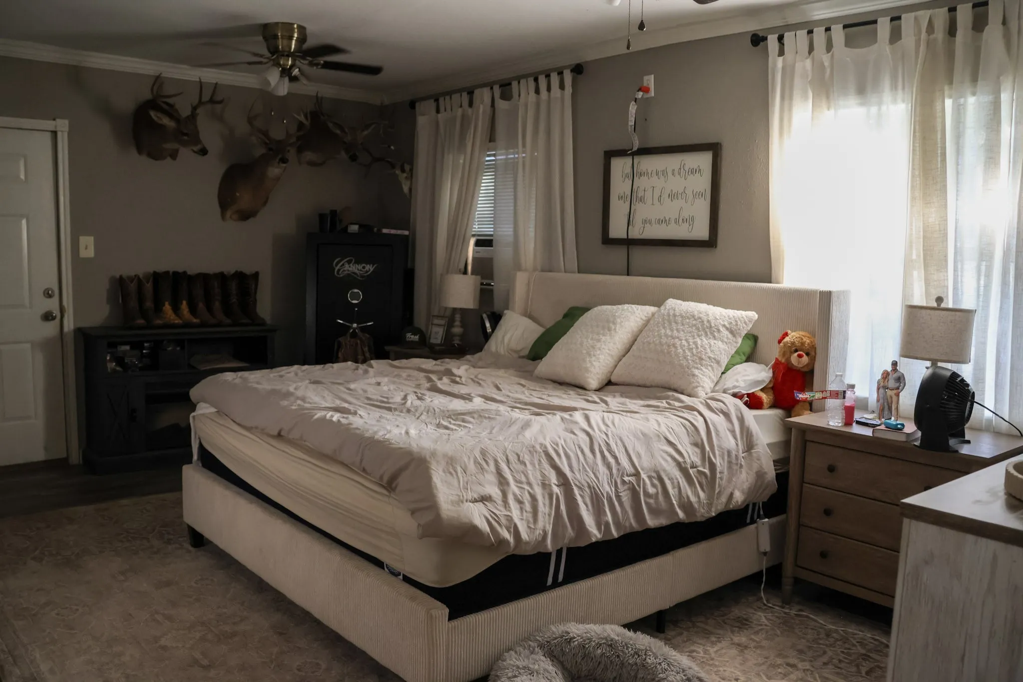 Single Family Residence For Sale in Henderson County , 47 Starview Drive, Star Harbor, Texas 75148, 3 Bedroom, 2 Bathroom, Garage spaces, 1,446 Sqft, built in 1977, mls#21367438, Real Estate Agent in Star Harbor, Homes For Sale in Henderson county, Homes For Sale in Star Harbor, Realtor in Star Harbor Texas, Real Estate Brokerage Independent Realty Texas, Luminita Cordes Realtor