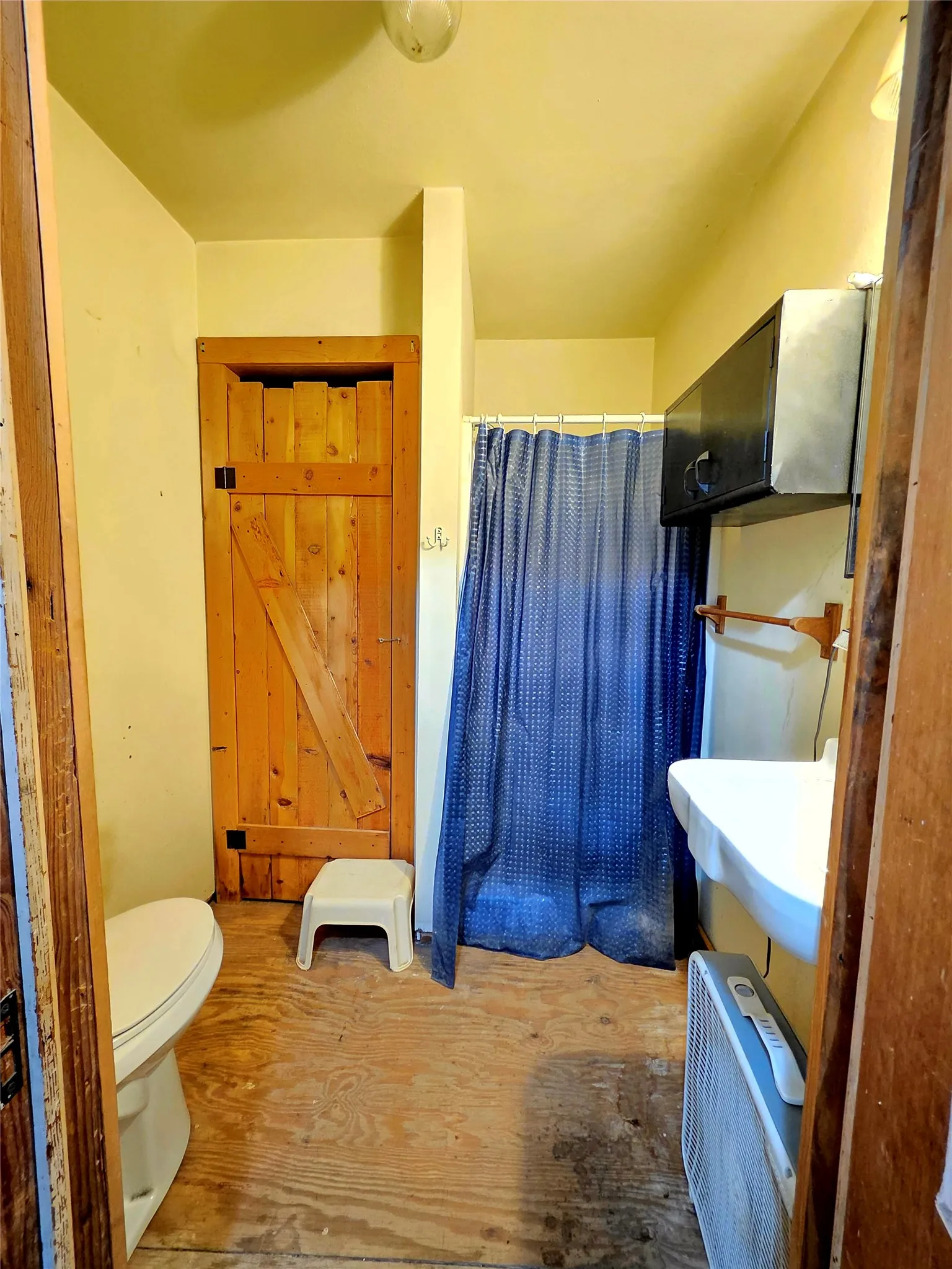 Farm For Sale in Brown County , 4451 Fm 585, Bangs, Texas 76823, 3 Bedroom, 2 Bathroom, Garage spaces, 1,624 Sqft, built in 0, mls#21385738, Real Estate Agent in Bangs, Homes For Sale in Brown county, Homes For Sale in Bangs, Realtor in Bangs Texas, Real Estate Brokerage Independent Realty Texas, Luminita Cordes Realtor