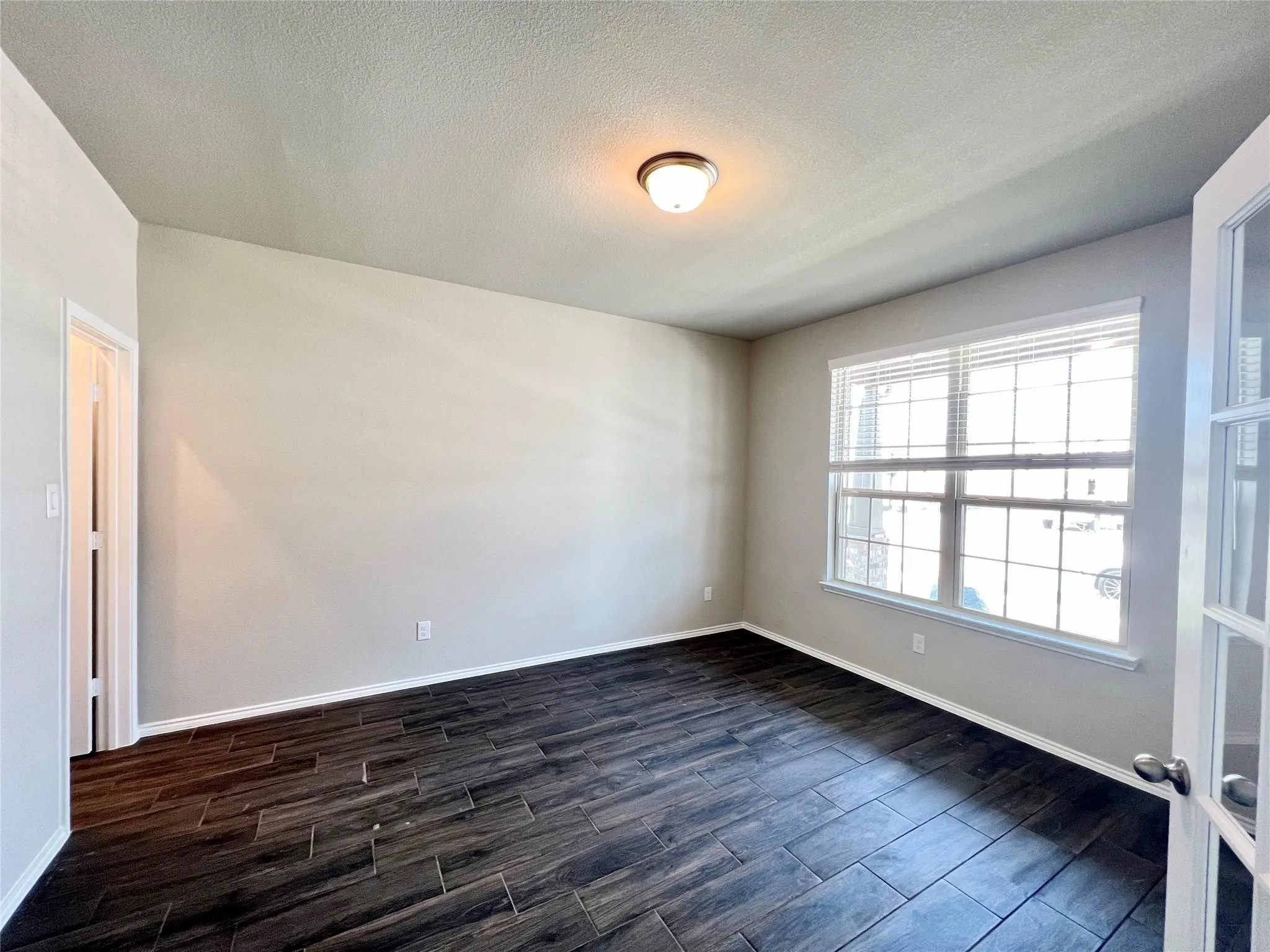 Single Family Residence For Rent in Grayson County , 1300 El Sol Boulevard, Sherman, Texas 75090, 4 Bedroom, 4 Bathroom, 2 Garage spaces, 3,048 Sqft, built in 2023, mls#21385741, Real Estate Agent in Sherman, Homes For Rent in Grayson county, Homes For Rent in Sherman, Realtor in Sherman Texas, Real Estate Brokerage Independent Realty Texas, Luminita Cordes Realtor