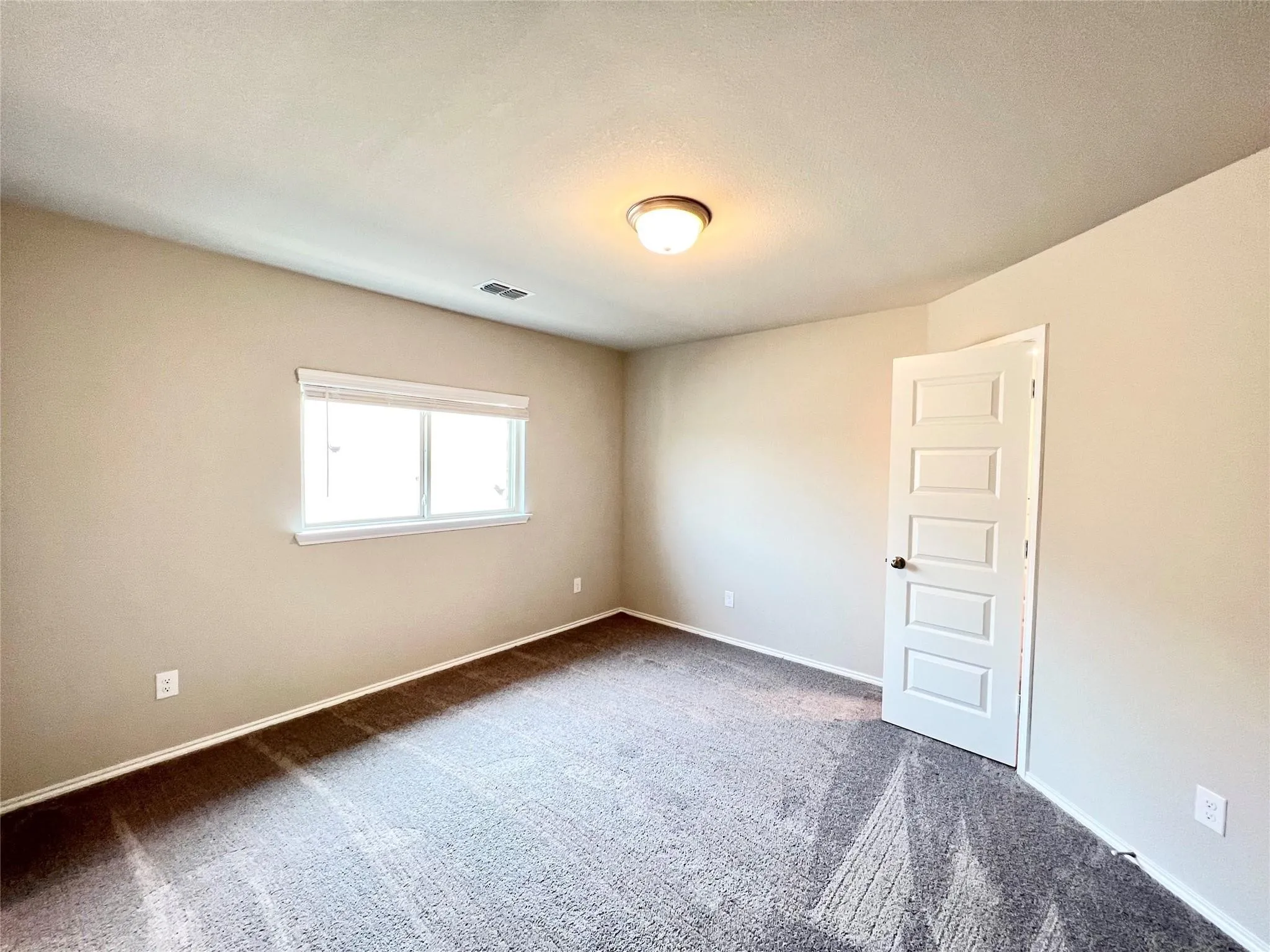 Single Family Residence For Rent in Grayson County , 1300 El Sol Boulevard, Sherman, Texas 75090, 4 Bedroom, 4 Bathroom, 2 Garage spaces, 3,048 Sqft, built in 2023, mls#21385741, Real Estate Agent in Sherman, Homes For Rent in Grayson county, Homes For Rent in Sherman, Realtor in Sherman Texas, Real Estate Brokerage Independent Realty Texas, Luminita Cordes Realtor