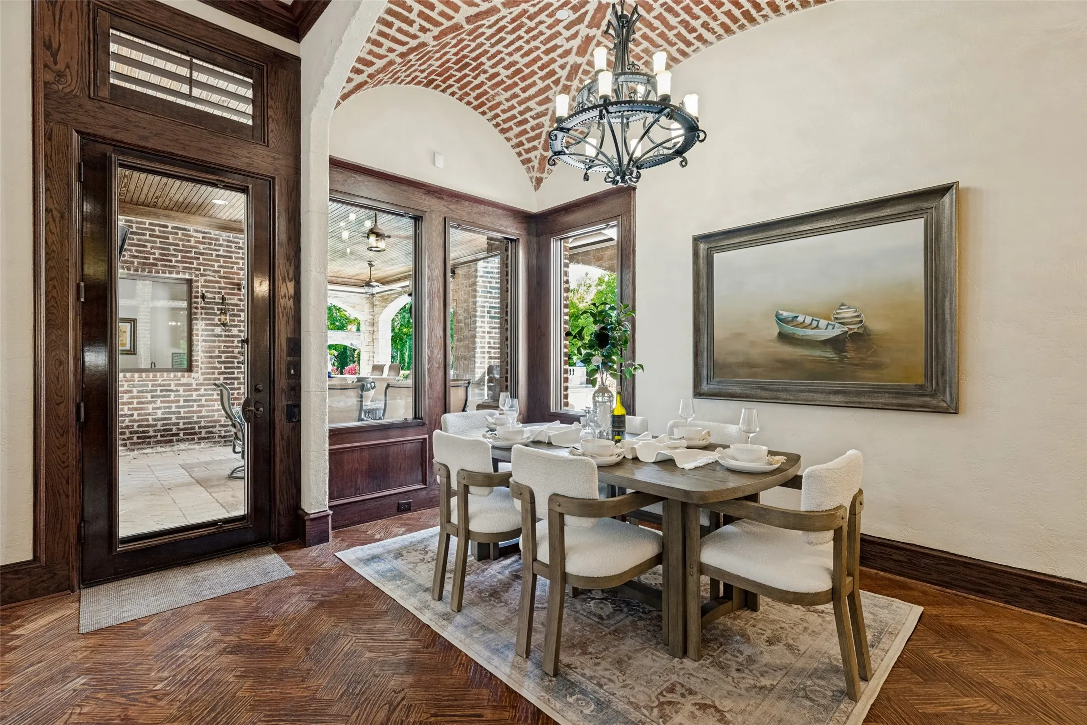 Breakfast Room