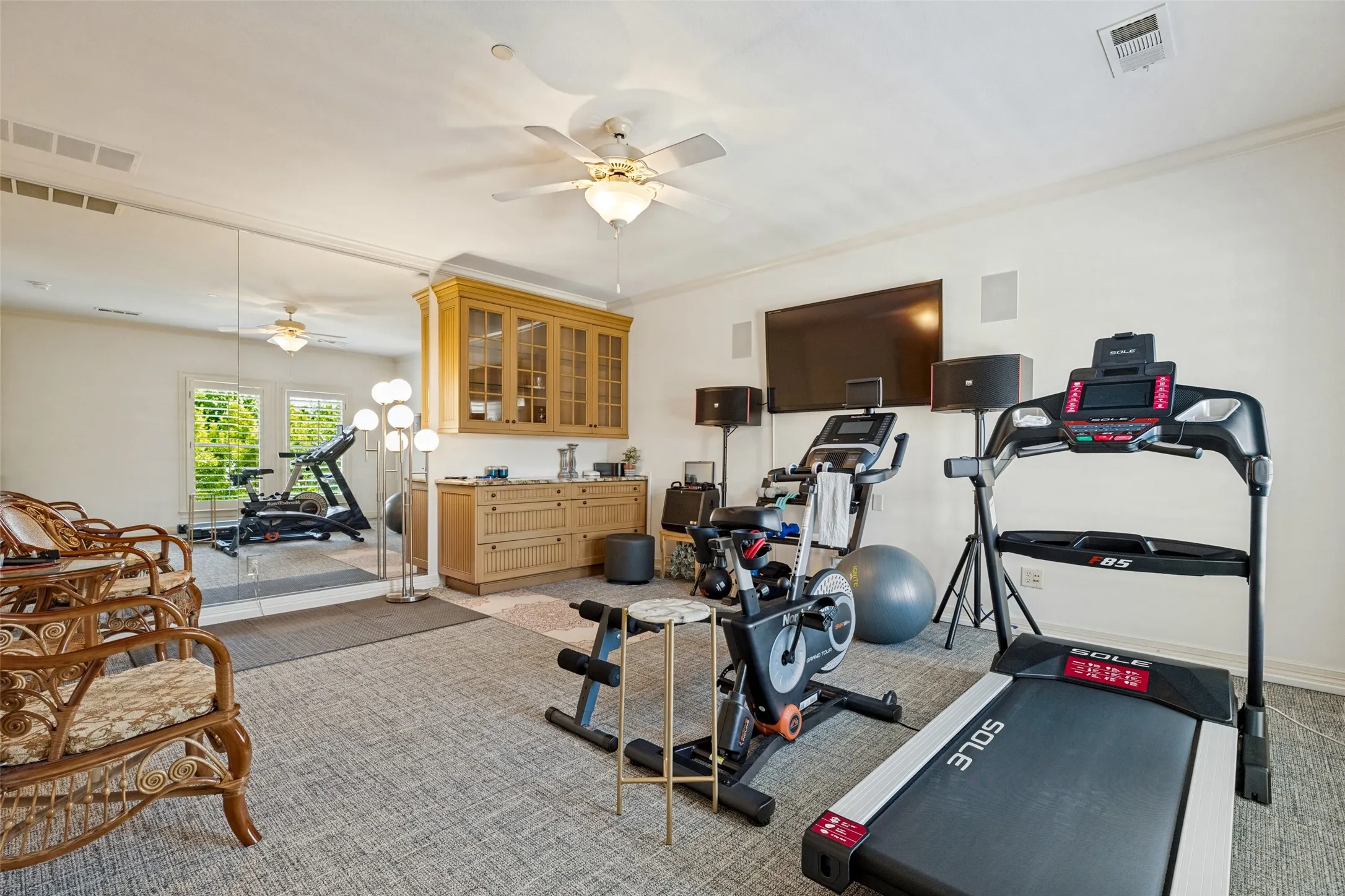 Single Family Residence For Sale in Collin County , 4865 Orchard Park Drive, Frisco, Texas 75034, 6 Bedroom, 8 Bathroom, 4 Garage spaces, 7,402 Sqft, built in 2004, mls#21380248, Real Estate Agent in Frisco, Homes For Sale in Collin county, Homes For Sale in Frisco, Realtor in Frisco Texas, Real Estate Brokerage Independent Realty Texas, Luminita Cordes Realtor