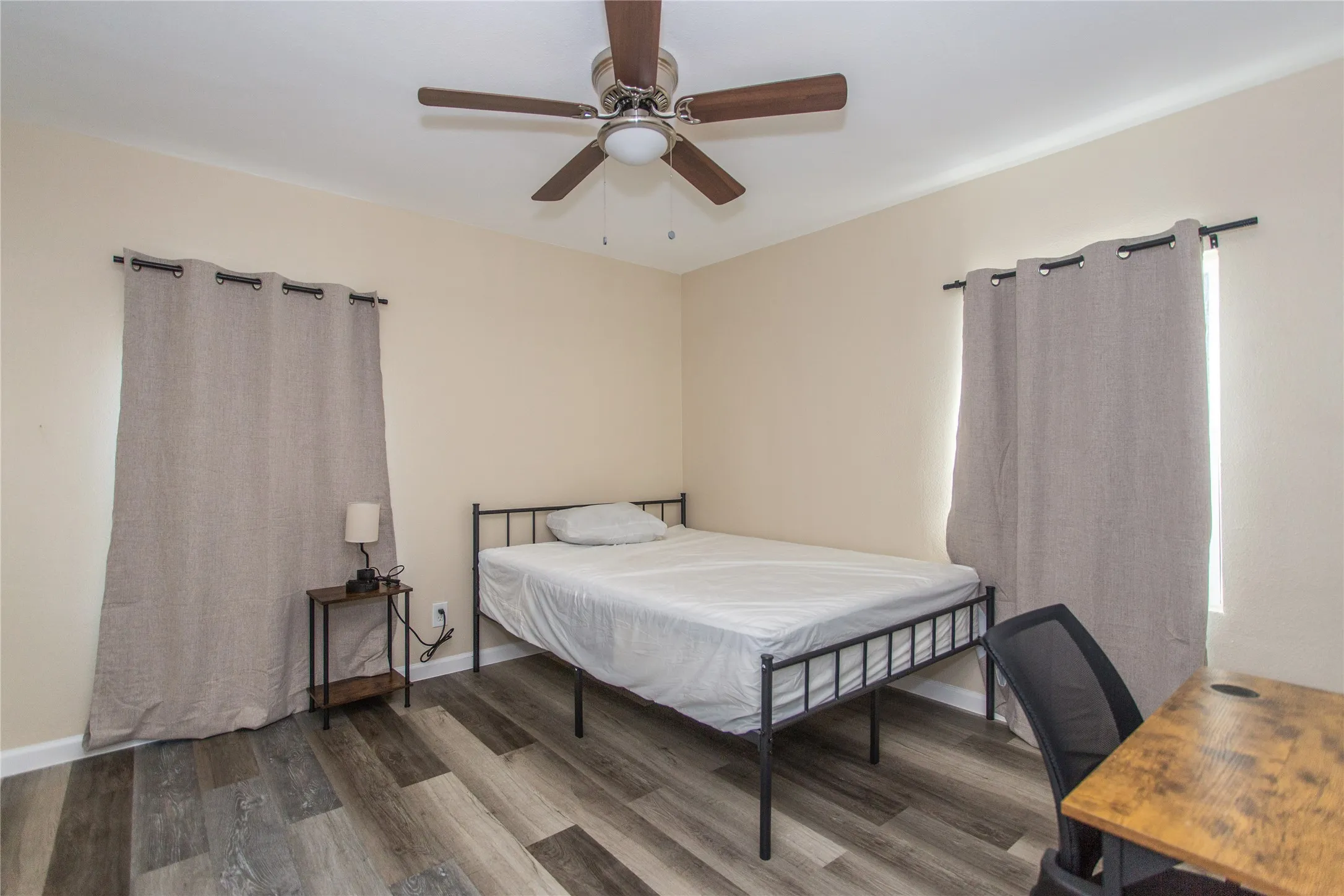 Single Family Residence For Sale in Dallas County , 2669 Marfa Avenue, Dallas, Texas 75216, 5 Bedroom, 2 Bathroom, Garage spaces, 1,248 Sqft, built in 1951, mls#21382541, Real Estate Agent in Dallas, Homes For Sale in Dallas county, Homes For Sale in Dallas, Realtor in Dallas Texas, Real Estate Brokerage Independent Realty Texas, Luminita Cordes Realtor