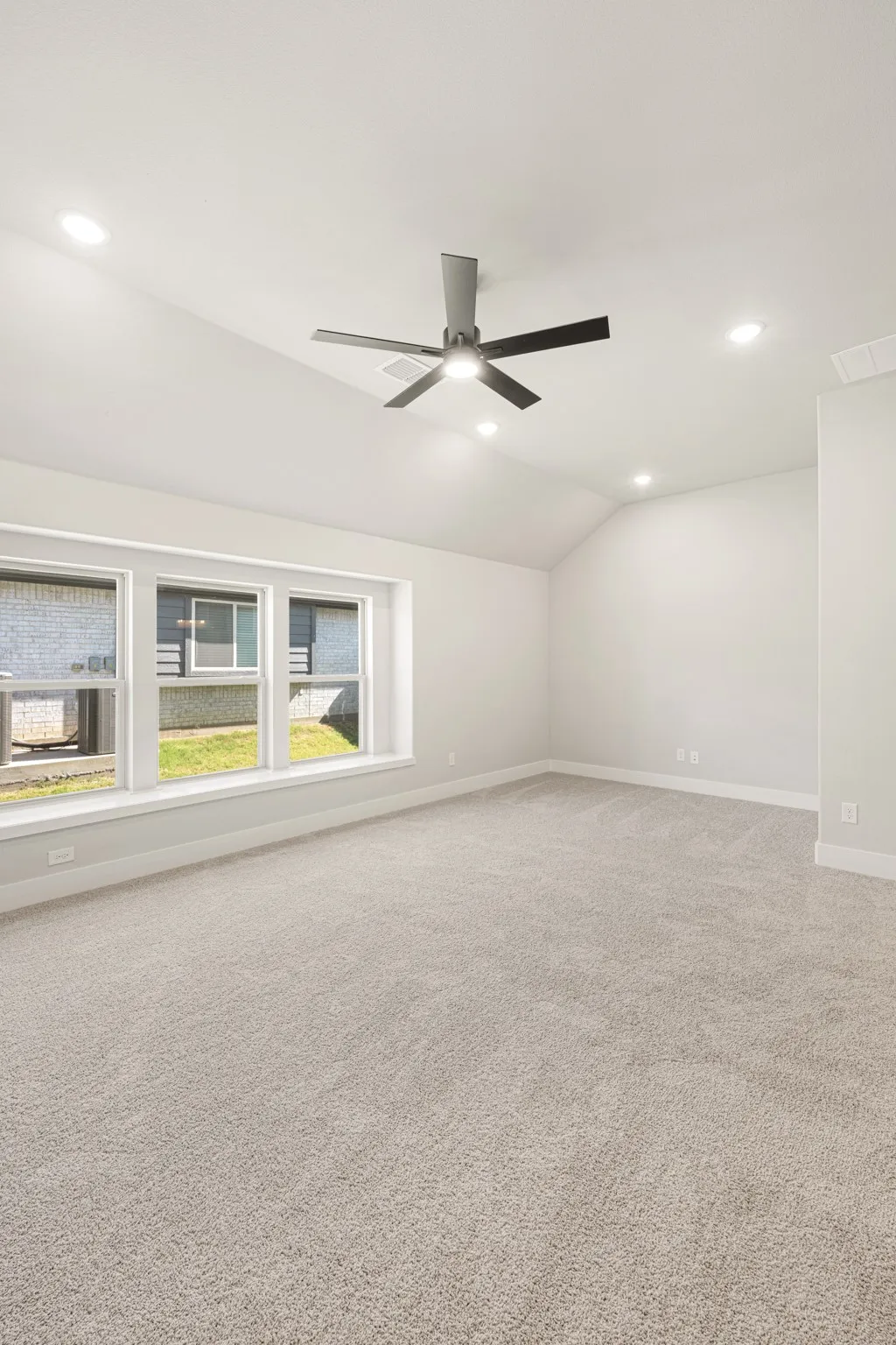 Single Family Residence For Sale in Rockwall County , 2344 Saint Andrews Way, Royse City, Texas 75189, 4 Bedroom, 3 Bathroom, 2 Garage spaces, 2,450 Sqft, built in 2026, mls#21383632, Real Estate Agent in Royse City, Homes For Sale in Rockwall county, Homes For Sale in Royse City, Realtor in Royse City Texas, Real Estate Brokerage Independent Realty Texas, Luminita Cordes Realtor