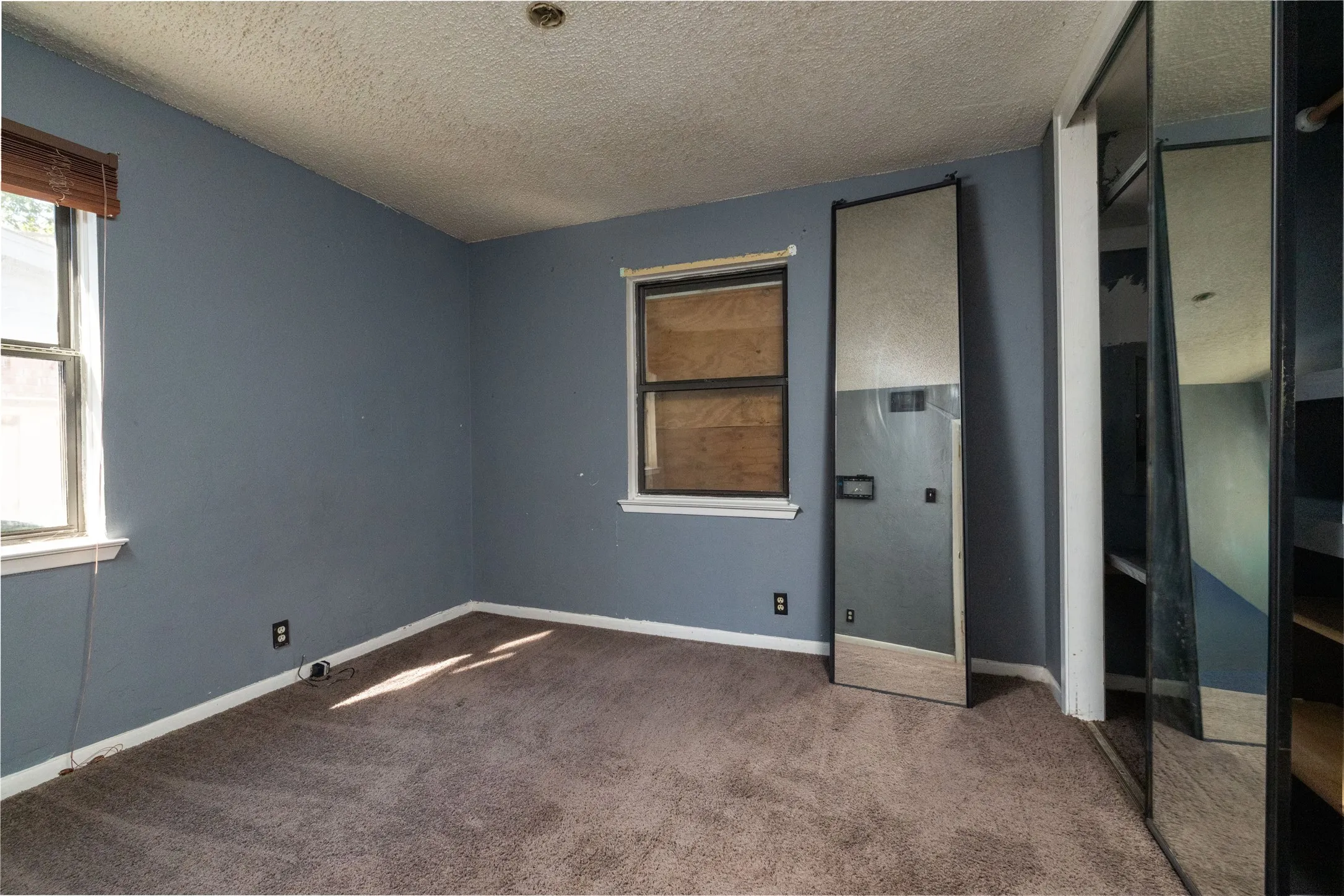 Single Family Residence For Sale in Dallas County , 3264 Hillglenn Road, Dallas, Texas 75228, 3 Bedroom, 1 Bathroom, Garage spaces, 1,060 Sqft, built in 1958, mls#21384519, Real Estate Agent in Dallas, Homes For Sale in Dallas county, Homes For Sale in Dallas, Realtor in Dallas Texas, Real Estate Brokerage Independent Realty Texas, Luminita Cordes Realtor