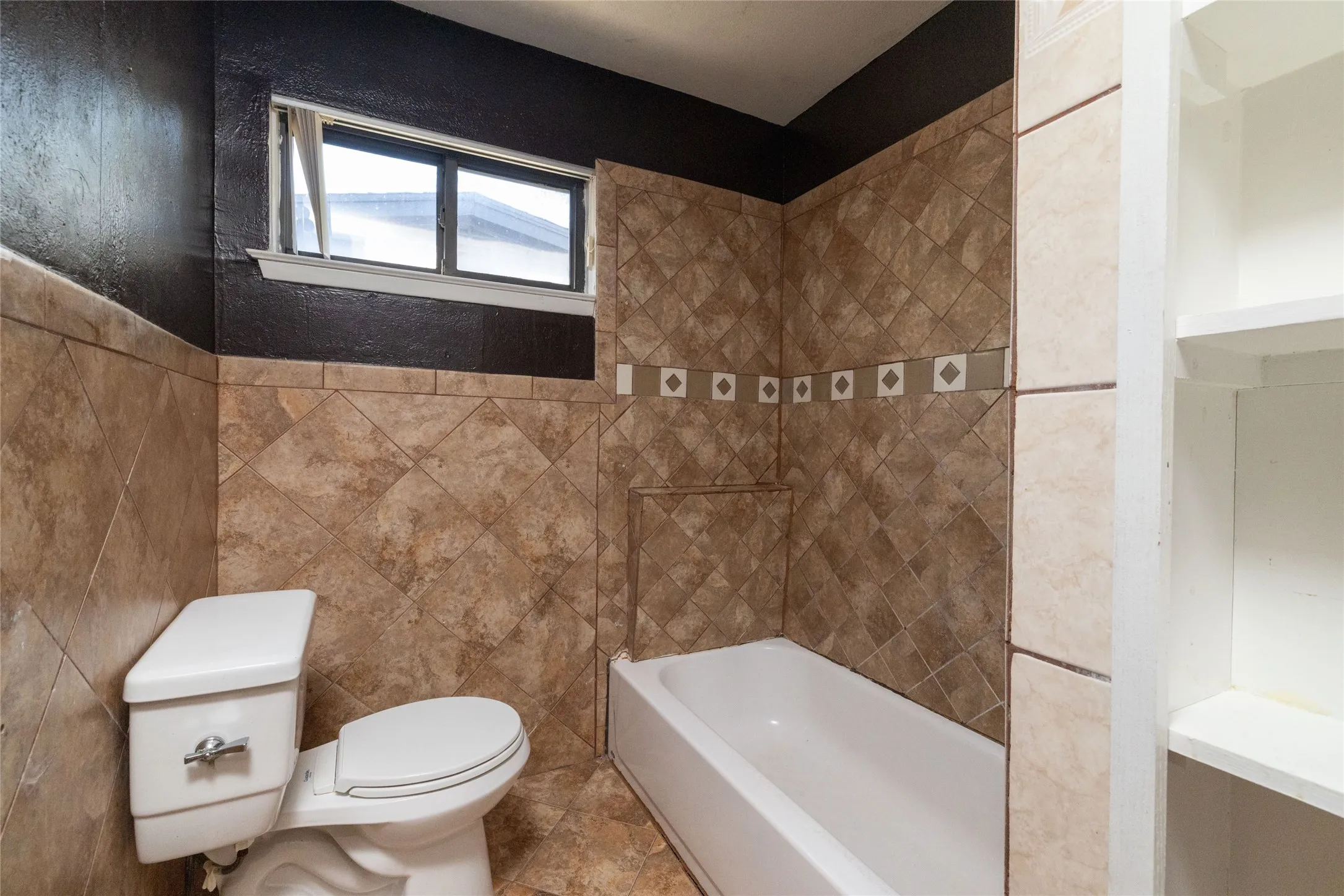 Single Family Residence For Sale in Dallas County , 3264 Hillglenn Road, Dallas, Texas 75228, 3 Bedroom, 1 Bathroom, Garage spaces, 1,060 Sqft, built in 1958, mls#21384519, Real Estate Agent in Dallas, Homes For Sale in Dallas county, Homes For Sale in Dallas, Realtor in Dallas Texas, Real Estate Brokerage Independent Realty Texas, Luminita Cordes Realtor