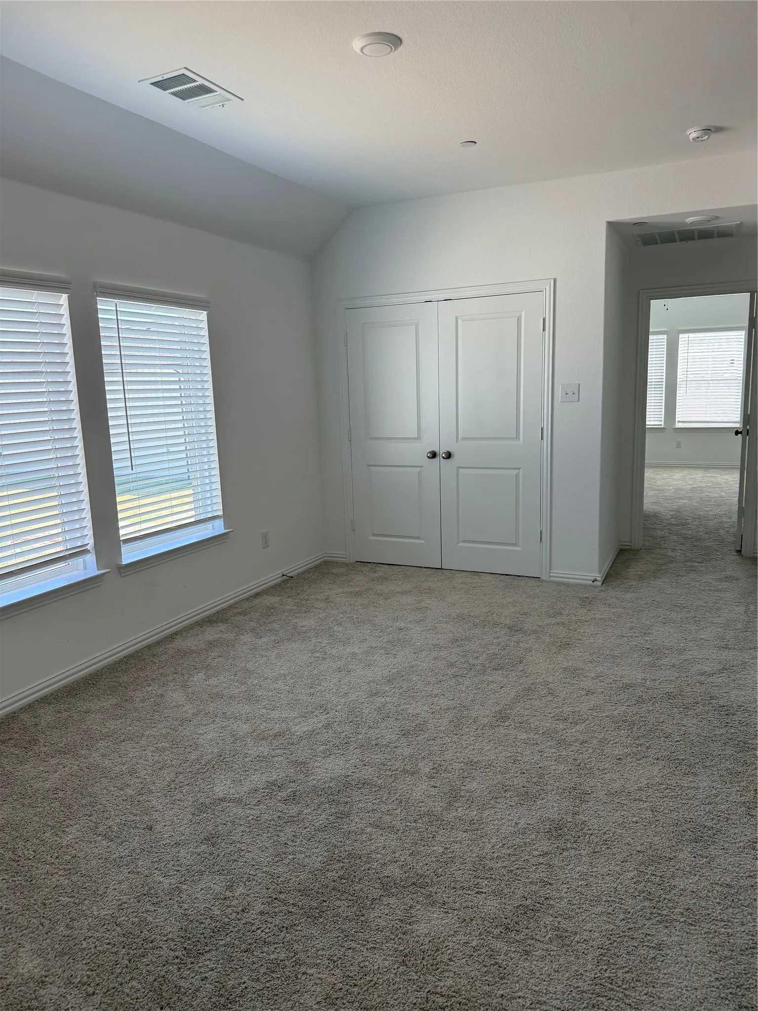 Townhouse For Sale in Tarrant County , 5123 Community Street, Haltom City, Texas 76117, 3 Bedroom, 3 Bathroom, 2 Garage spaces, 1,828 Sqft, built in 2023, mls#21385765, Real Estate Agent in Haltom City, Homes For Sale in Tarrant county, Homes For Sale in Haltom City, Realtor in Haltom City Texas, Real Estate Brokerage Independent Realty Texas, Luminita Cordes Realtor