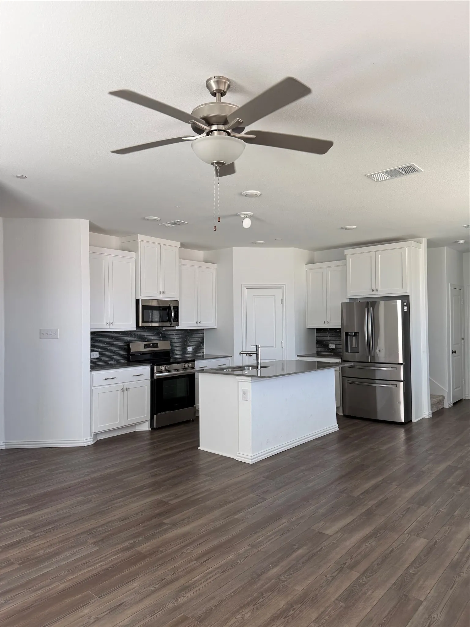 Townhouse For Sale in Tarrant County , 5123 Community Street, Haltom City, Texas 76117, 3 Bedroom, 3 Bathroom, 2 Garage spaces, 1,828 Sqft, built in 2023, mls#21385765, Real Estate Agent in Haltom City, Homes For Sale in Tarrant county, Homes For Sale in Haltom City, Realtor in Haltom City Texas, Real Estate Brokerage Independent Realty Texas, Luminita Cordes Realtor