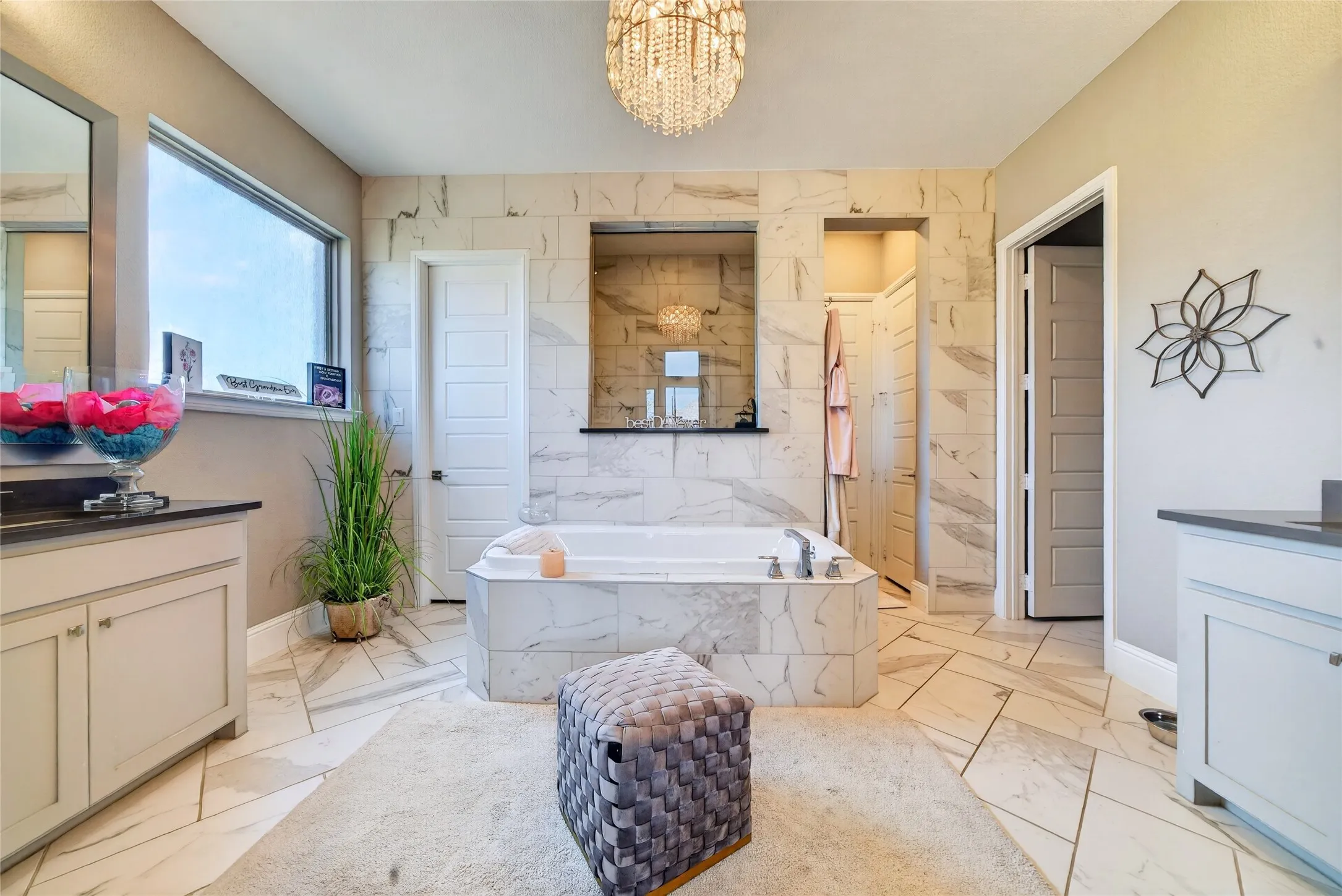 Single Family Residence For Sale in Collin County , 1590 Cottonwood Trail, Prosper, Texas 75078, 4 Bedroom, 5 Bathroom, 3 Garage spaces, 3,657 Sqft, built in 2020, mls#21375375, Real Estate Agent in Prosper, Homes For Sale in Collin county, Homes For Sale in Prosper, Realtor in Prosper Texas, Real Estate Brokerage Independent Realty Texas, Luminita Cordes Realtor