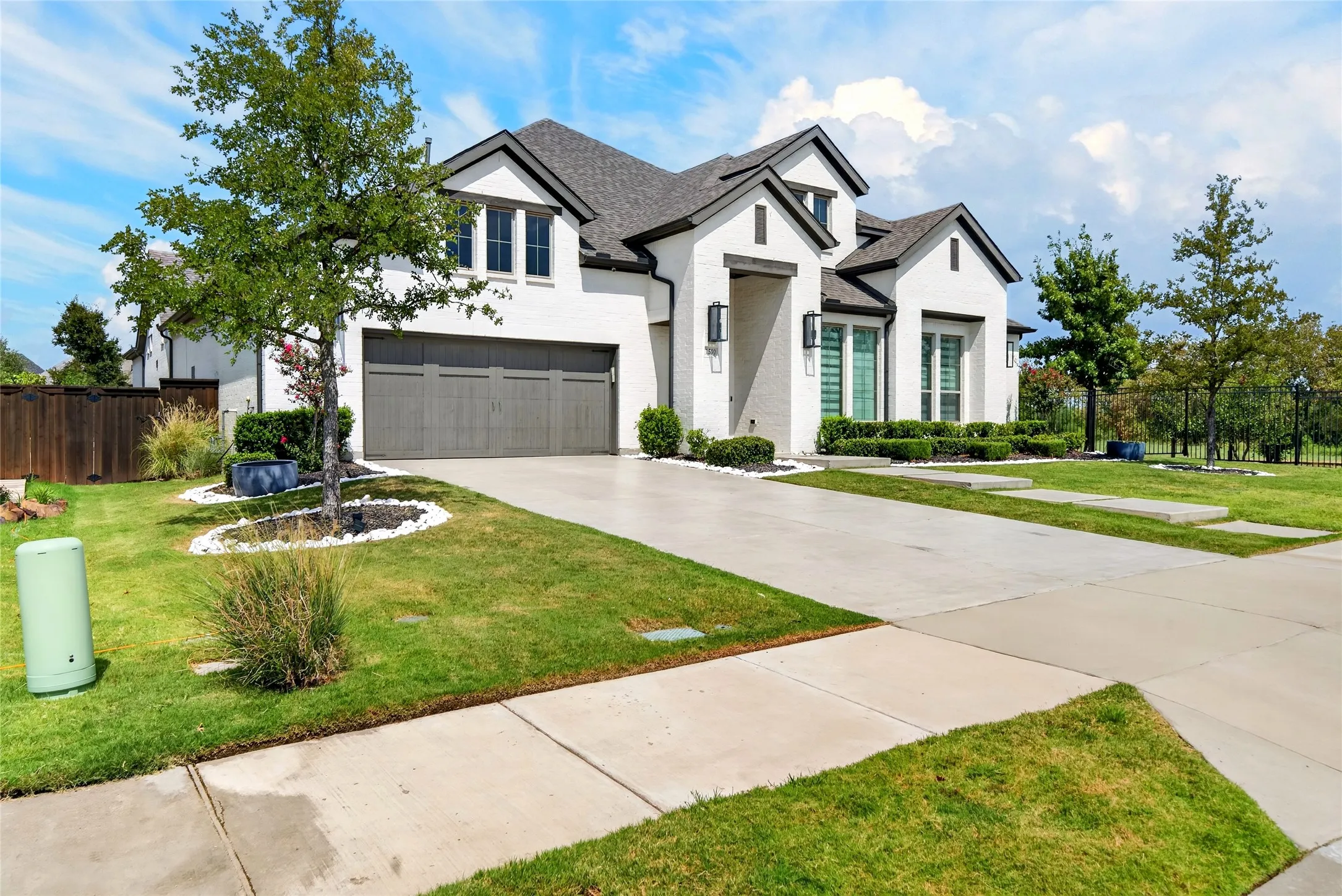 Single Family Residence For Sale in Collin County , 1590 Cottonwood Trail, Prosper, Texas 75078, 4 Bedroom, 5 Bathroom, 3 Garage spaces, 3,657 Sqft, built in 2020, mls#21375375, Real Estate Agent in Prosper, Homes For Sale in Collin county, Homes For Sale in Prosper, Realtor in Prosper Texas, Real Estate Brokerage Independent Realty Texas, Luminita Cordes Realtor