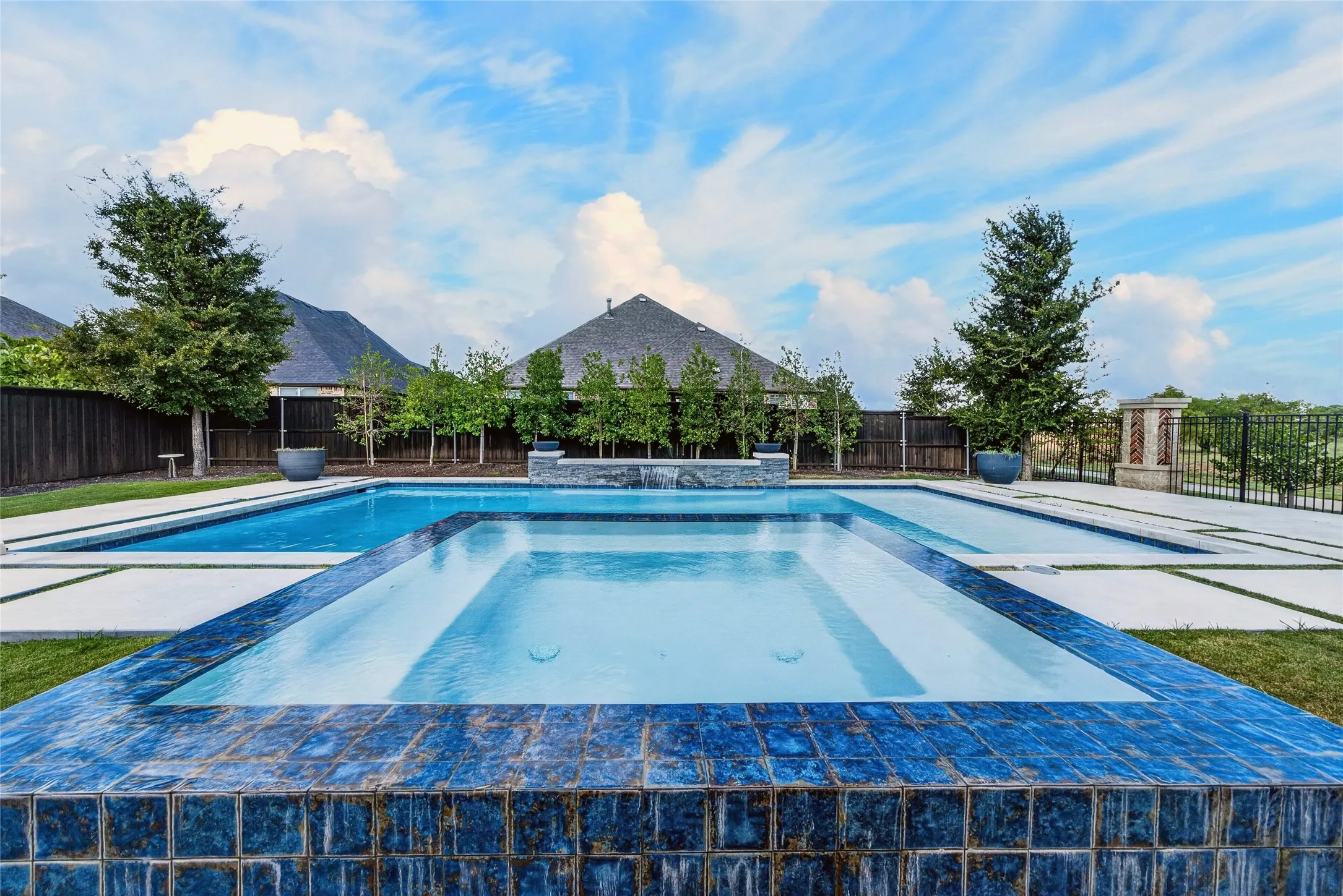 Single Family Residence For Sale in Collin County , 1590 Cottonwood Trail, Prosper, Texas 75078, 4 Bedroom, 5 Bathroom, 3 Garage spaces, 3,657 Sqft, built in 2020, mls#21375375, Real Estate Agent in Prosper, Homes For Sale in Collin county, Homes For Sale in Prosper, Realtor in Prosper Texas, Real Estate Brokerage Independent Realty Texas, Luminita Cordes Realtor