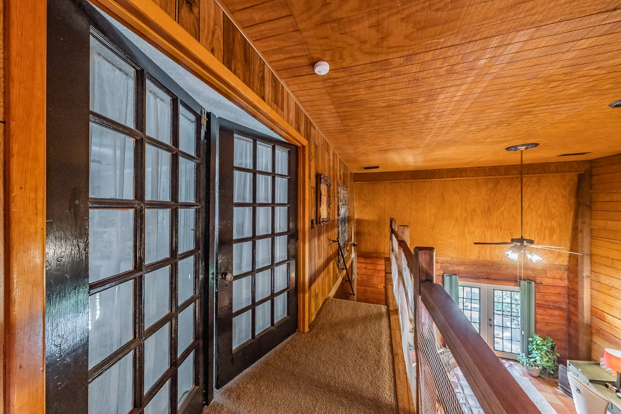 Single Family Residence For Sale in Tarrant County , 6106 Park Road, Fort Worth, Texas 76135, 2 Bedroom, 2 Bathroom, Garage spaces, 1,760 Sqft, built in 1979, mls#21380284, Real Estate Agent in Fort Worth, Homes For Sale in Tarrant county, Homes For Sale in Fort Worth, Realtor in Fort Worth Texas, Real Estate Brokerage Independent Realty Texas, Luminita Cordes Realtor