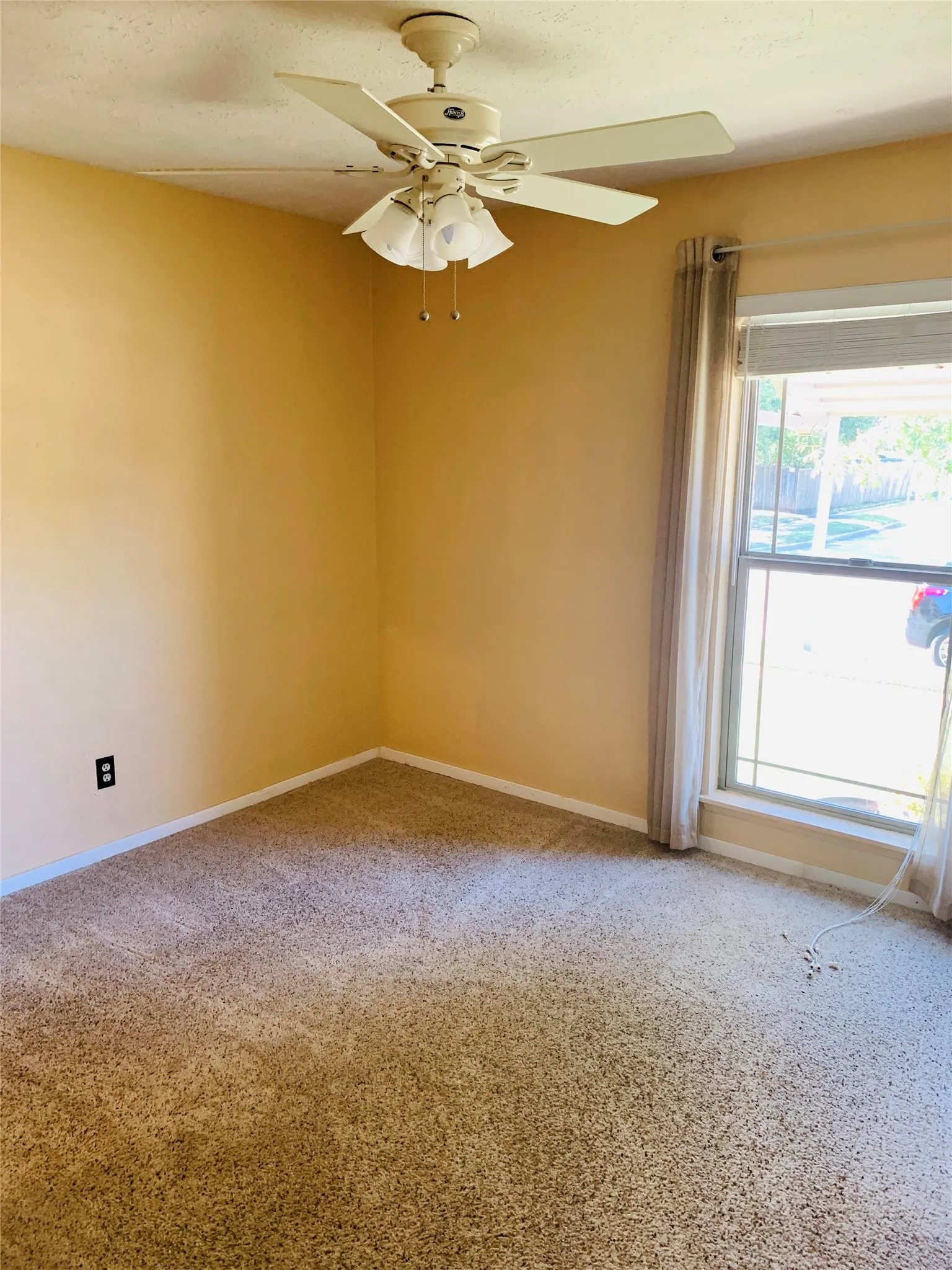 Single Family Residence For Rent in Collin County , 428 Timberbend Trail, Allen, Texas 75002, 3 Bedroom, 2 Bathroom, 2 Garage spaces, 1,416 Sqft, built in 1981, mls#21384127, Real Estate Agent in Allen, Homes For Rent in Collin county, Homes For Rent in Allen, Realtor in Allen Texas, Real Estate Brokerage Independent Realty Texas, Luminita Cordes Realtor