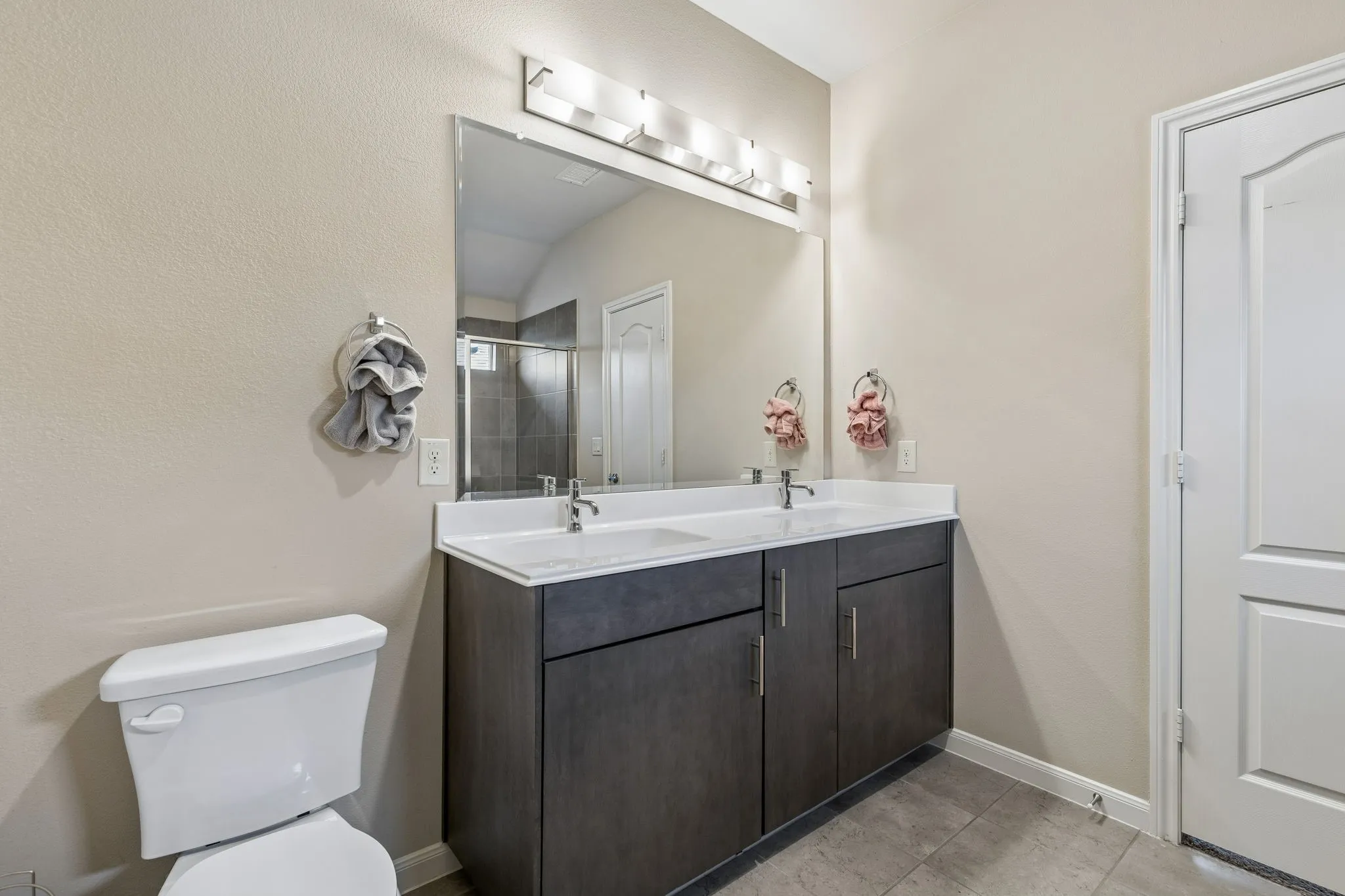 Single Family Residence For Sale in Collin County , 1105 Mapleton Drive, Anna, Texas 75409, 4 Bedroom, 2 Bathroom, 2 Garage spaces, 2,143 Sqft, built in 2021, mls#21385777, Real Estate Agent in Anna, Homes For Sale in Collin county, Homes For Sale in Anna, Realtor in Anna Texas, Real Estate Brokerage Independent Realty Texas, Luminita Cordes Realtor