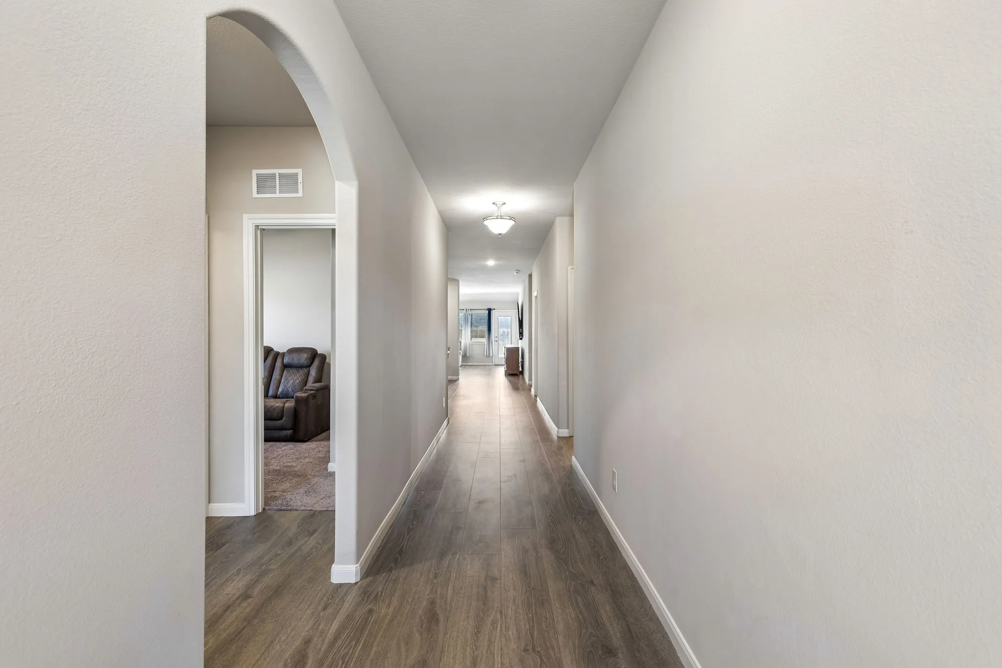 Single Family Residence For Sale in Collin County , 1105 Mapleton Drive, Anna, Texas 75409, 4 Bedroom, 2 Bathroom, 2 Garage spaces, 2,143 Sqft, built in 2021, mls#21385777, Real Estate Agent in Anna, Homes For Sale in Collin county, Homes For Sale in Anna, Realtor in Anna Texas, Real Estate Brokerage Independent Realty Texas, Luminita Cordes Realtor