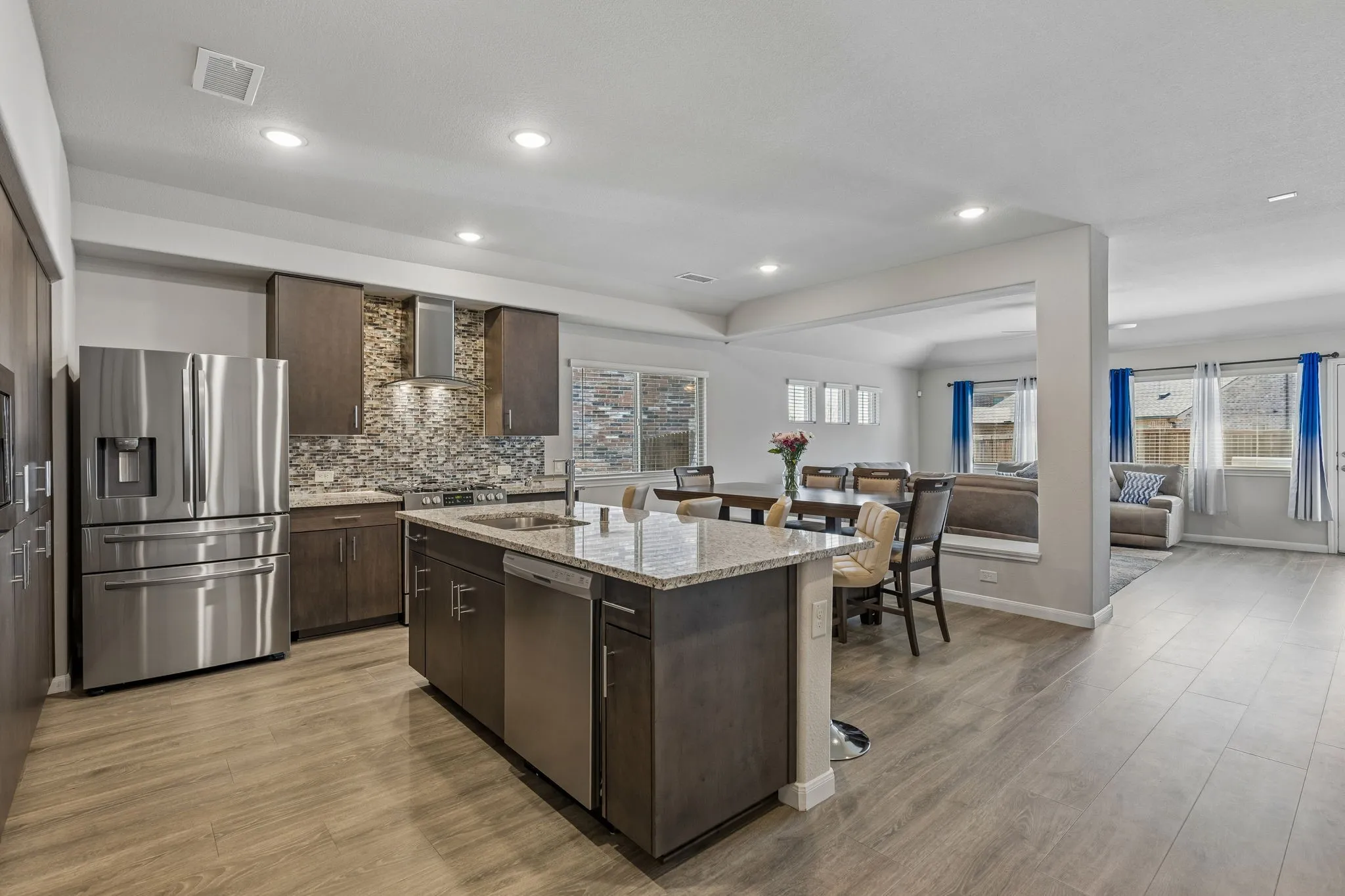 Single Family Residence For Sale in Collin County , 1105 Mapleton Drive, Anna, Texas 75409, 4 Bedroom, 2 Bathroom, 2 Garage spaces, 2,143 Sqft, built in 2021, mls#21385777, Real Estate Agent in Anna, Homes For Sale in Collin county, Homes For Sale in Anna, Realtor in Anna Texas, Real Estate Brokerage Independent Realty Texas, Luminita Cordes Realtor