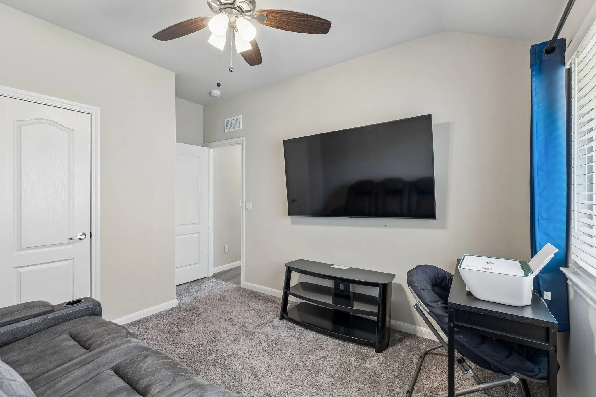Single Family Residence For Sale in Collin County , 1105 Mapleton Drive, Anna, Texas 75409, 4 Bedroom, 2 Bathroom, 2 Garage spaces, 2,143 Sqft, built in 2021, mls#21385777, Real Estate Agent in Anna, Homes For Sale in Collin county, Homes For Sale in Anna, Realtor in Anna Texas, Real Estate Brokerage Independent Realty Texas, Luminita Cordes Realtor