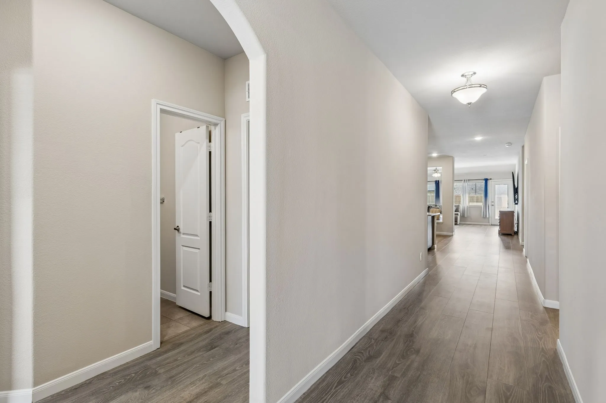 Single Family Residence For Sale in Collin County , 1105 Mapleton Drive, Anna, Texas 75409, 4 Bedroom, 2 Bathroom, 2 Garage spaces, 2,143 Sqft, built in 2021, mls#21385777, Real Estate Agent in Anna, Homes For Sale in Collin county, Homes For Sale in Anna, Realtor in Anna Texas, Real Estate Brokerage Independent Realty Texas, Luminita Cordes Realtor
