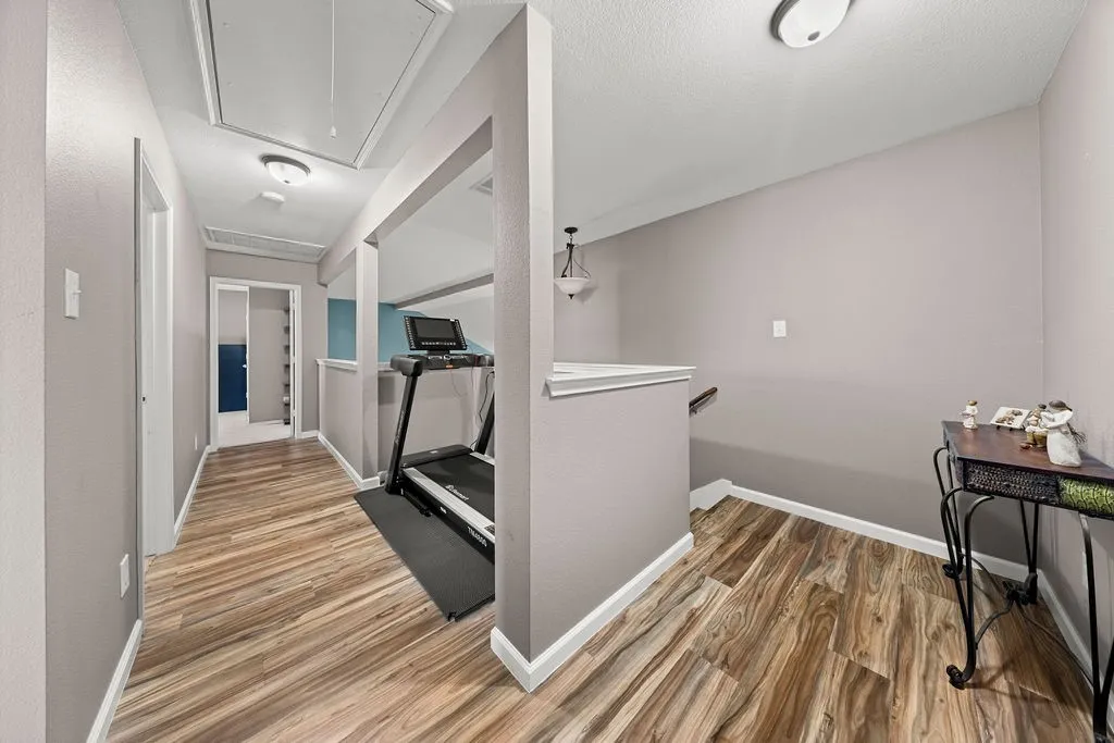 Single Family Residence For Sale in Collin County , 2102 Meadow View Drive, Princeton, Texas 75407, 4 Bedroom, 3 Bathroom, 2 Garage spaces, 2,119 Sqft, built in 2014, mls#21385283, Real Estate Agent in Princeton, Homes For Sale in Collin county, Homes For Sale in Princeton, Realtor in Princeton Texas, Real Estate Brokerage Independent Realty Texas, Luminita Cordes Realtor