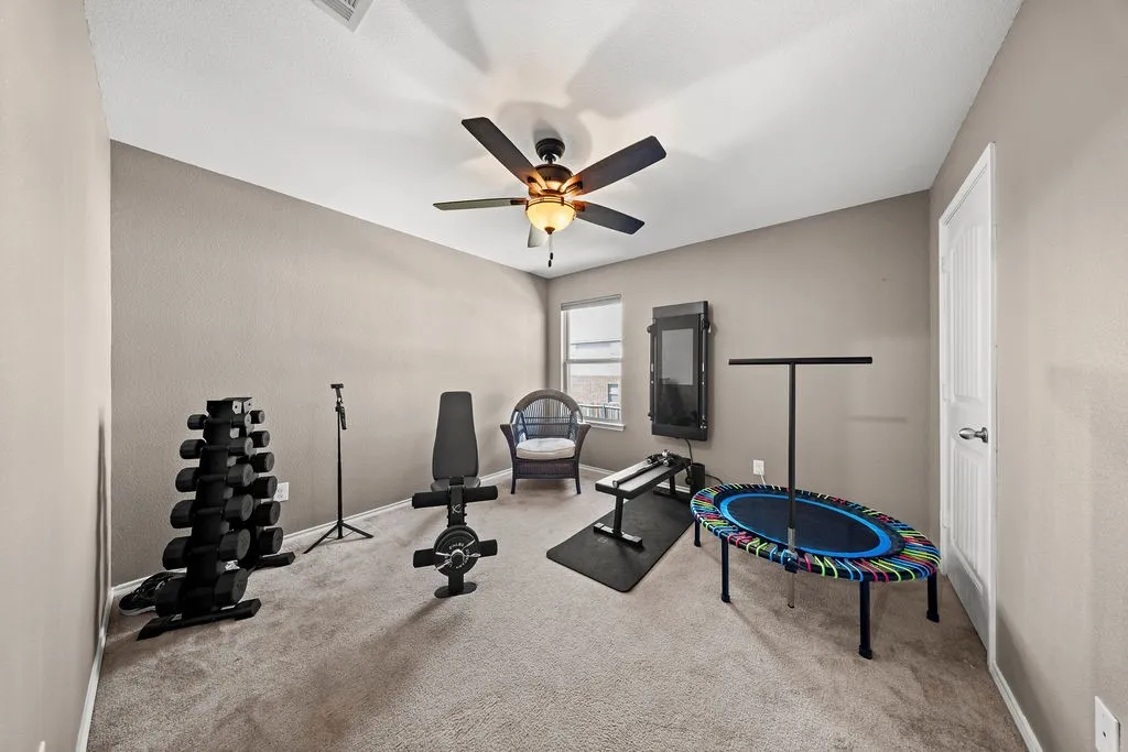 Single Family Residence For Sale in Collin County , 2102 Meadow View Drive, Princeton, Texas 75407, 4 Bedroom, 3 Bathroom, 2 Garage spaces, 2,119 Sqft, built in 2014, mls#21385283, Real Estate Agent in Princeton, Homes For Sale in Collin county, Homes For Sale in Princeton, Realtor in Princeton Texas, Real Estate Brokerage Independent Realty Texas, Luminita Cordes Realtor
