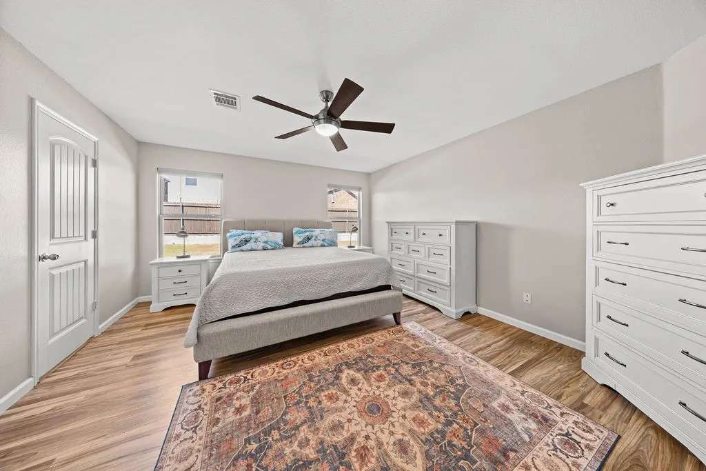Single Family Residence For Sale in Collin County , 2102 Meadow View Drive, Princeton, Texas 75407, 4 Bedroom, 3 Bathroom, 2 Garage spaces, 2,119 Sqft, built in 2014, mls#21385283, Real Estate Agent in Princeton, Homes For Sale in Collin county, Homes For Sale in Princeton, Realtor in Princeton Texas, Real Estate Brokerage Independent Realty Texas, Luminita Cordes Realtor