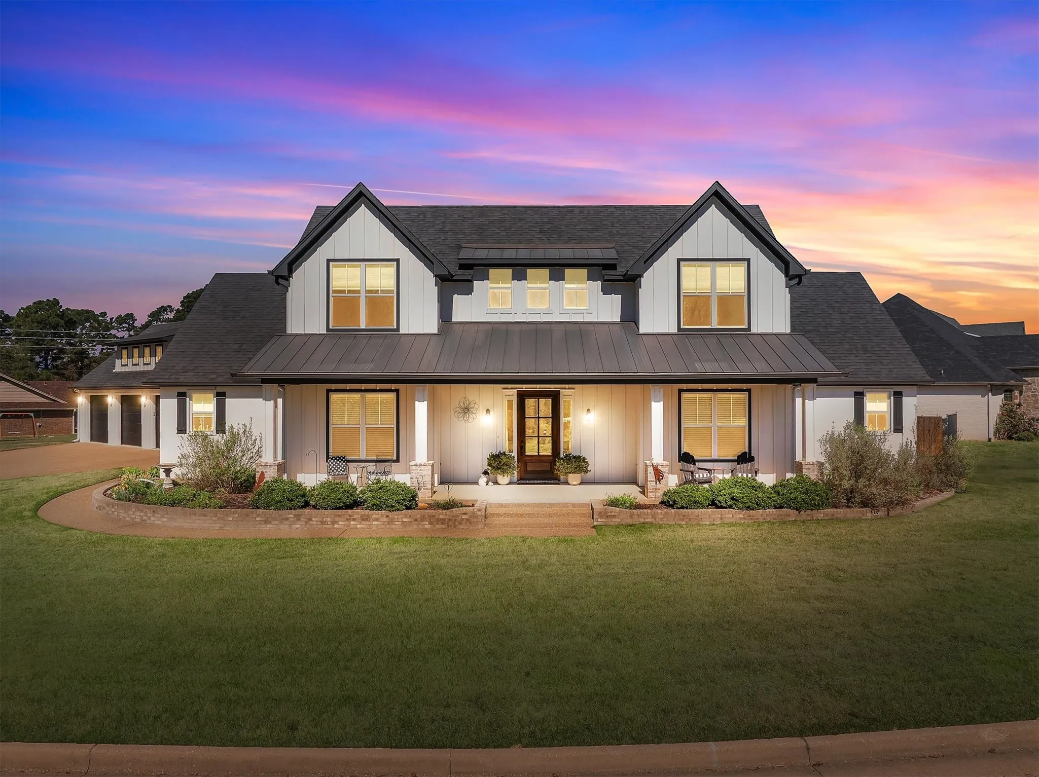 Single Family Residence For Sale in Smith County , 202 Winged Foot Drive, Hideaway, Texas 75771, 3 Bedroom, 3 Bathroom, 3 Garage spaces, 3,169 Sqft, built in 2019, mls#21385264, Real Estate Agent in Hideaway, Homes For Sale in Smith county, Homes For Sale in Hideaway, Realtor in Hideaway Texas, Real Estate Brokerage Independent Realty Texas, Luminita Cordes Realtor