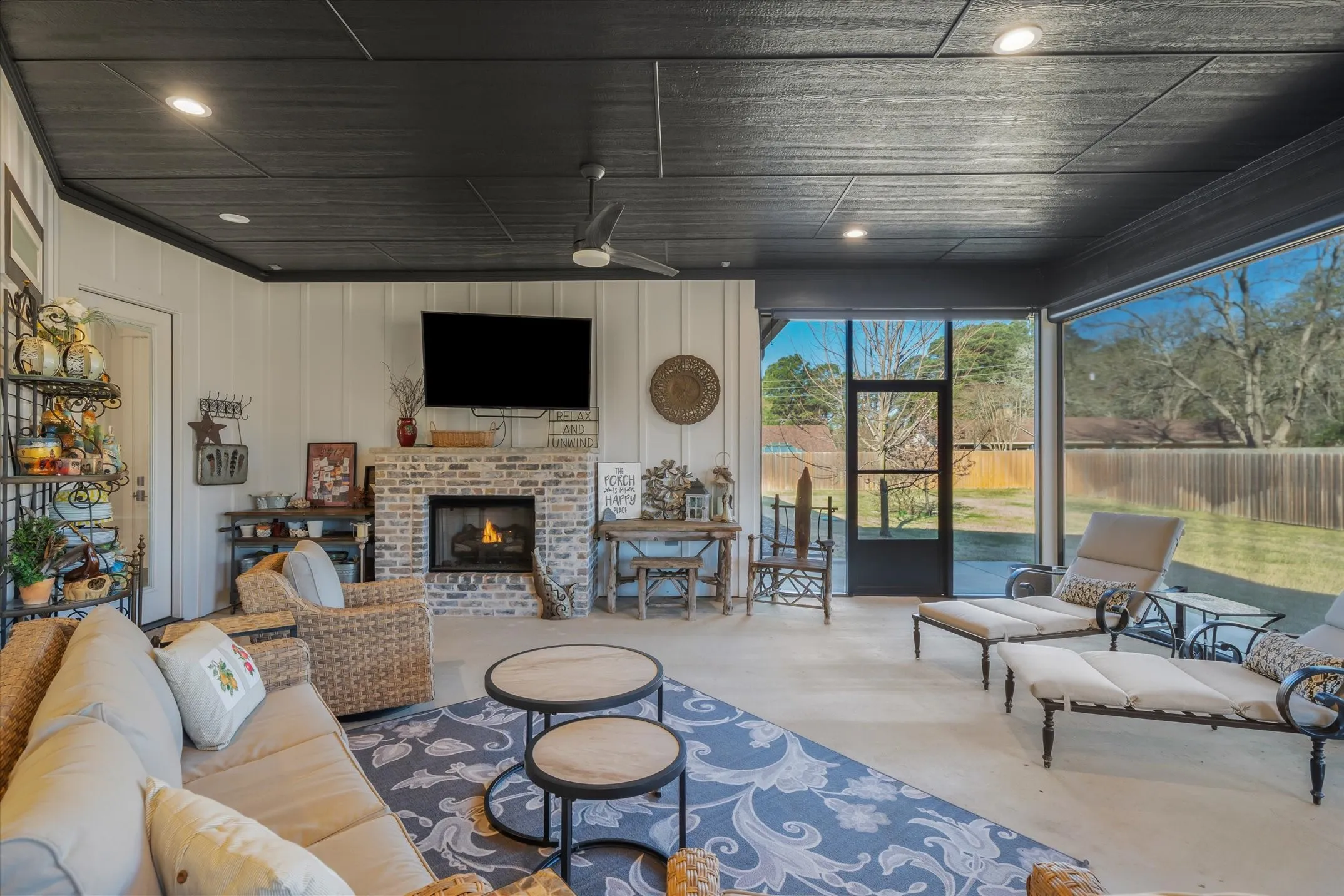 Single Family Residence For Sale in Smith County , 202 Winged Foot Drive, Hideaway, Texas 75771, 3 Bedroom, 3 Bathroom, 3 Garage spaces, 3,169 Sqft, built in 2019, mls#21385264, Real Estate Agent in Hideaway, Homes For Sale in Smith county, Homes For Sale in Hideaway, Realtor in Hideaway Texas, Real Estate Brokerage Independent Realty Texas, Luminita Cordes Realtor