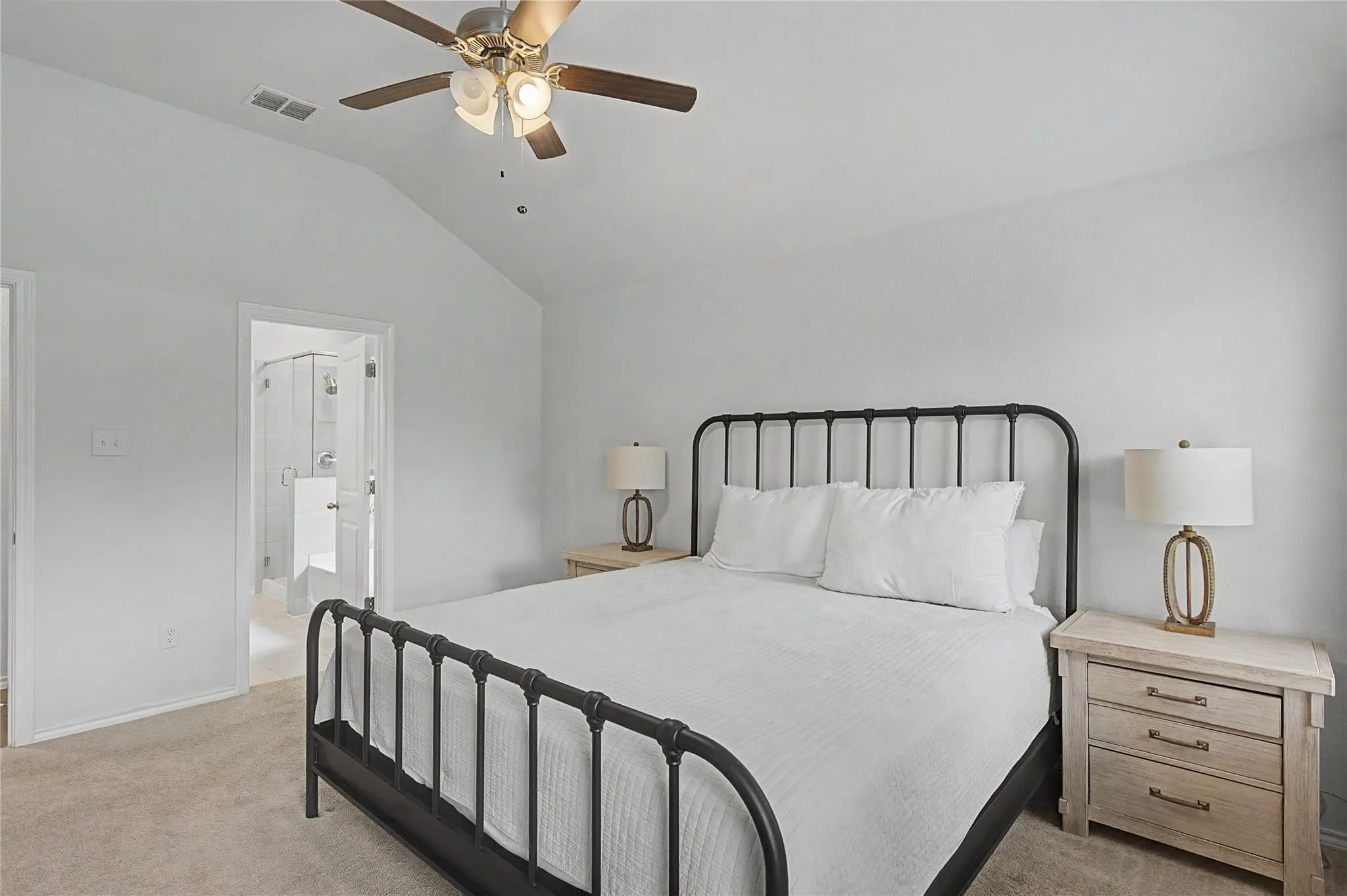 Single Family Residence For Rent in Parker County , 1825 Agarito Drive, Weatherford, Texas 76086, 3 Bedroom, 2 Bathroom, 2 Garage spaces, 1,620 Sqft, built in 2022, mls#21385799, Real Estate Agent in Weatherford, Homes For Rent in Parker county, Homes For Rent in Weatherford, Realtor in Weatherford Texas, Real Estate Brokerage Independent Realty Texas, Luminita Cordes Realtor