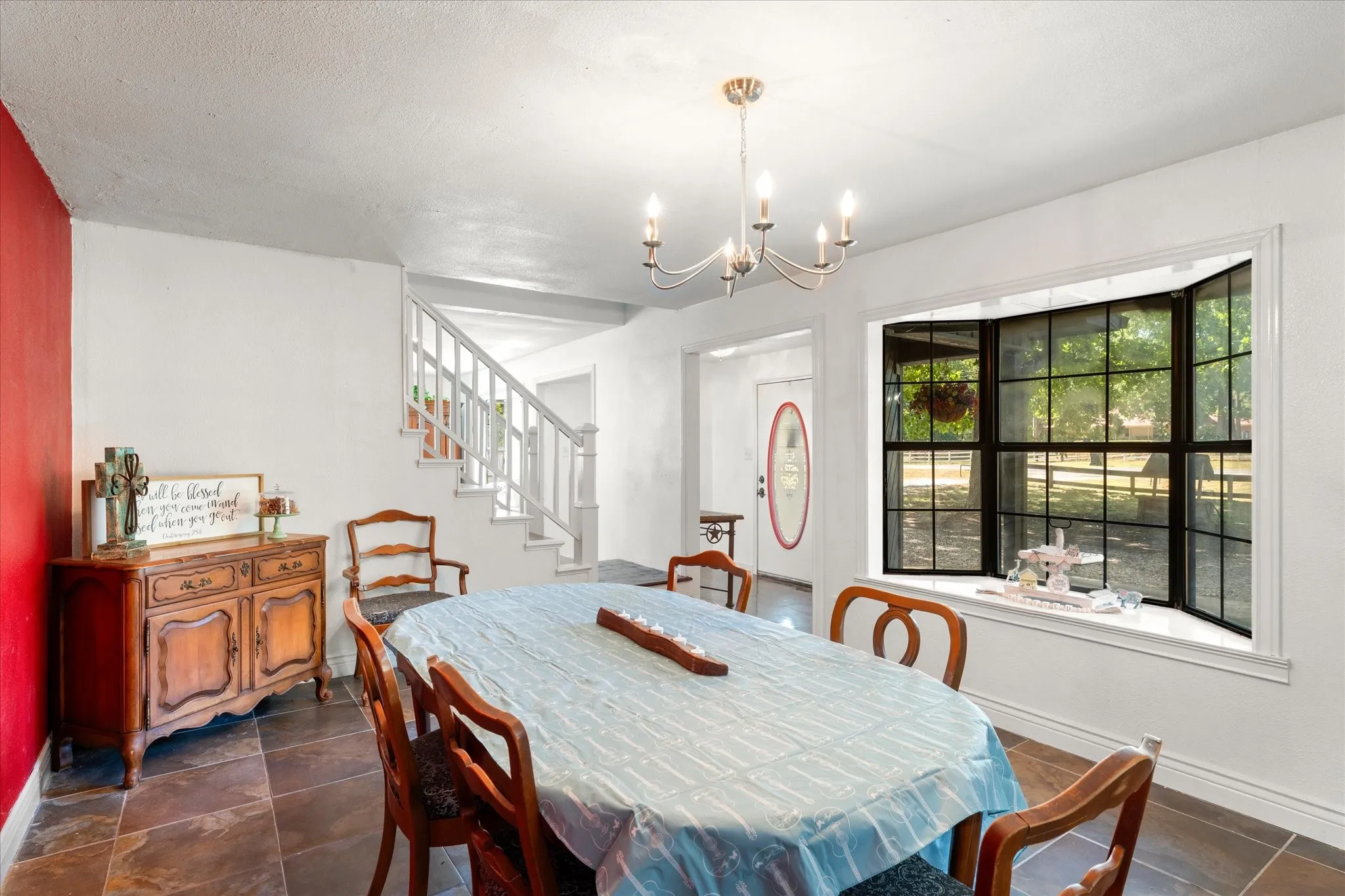 Single Family Residence For Sale in Wood County , 3825 E Hwy 154, Quitman, Texas 75783, 3 Bedroom, 3 Bathroom, 8 Garage spaces, 5,124 Sqft, built in 1980, mls#21383514, Real Estate Agent in Quitman, Homes For Sale in Wood county, Homes For Sale in Quitman, Realtor in Quitman Texas, Real Estate Brokerage Independent Realty Texas, Luminita Cordes Realtor