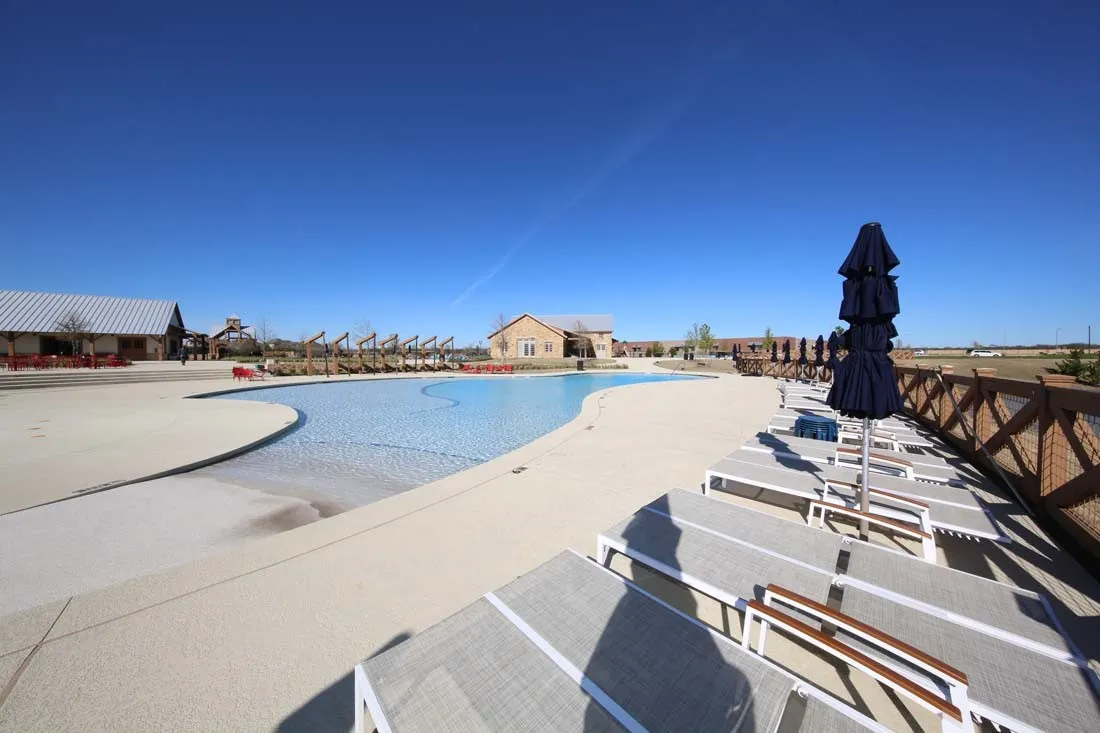 Single Family Residence For Sale in Collin County , 1604 Fireside Trail, Celina, Texas 75009, 4 Bedroom, 3 Bathroom, 3 Garage spaces, 2,701 Sqft, built in 2015, mls#21385650, Real Estate Agent in Celina, Homes For Sale in Collin county, Homes For Sale in Celina, Realtor in Celina Texas, Real Estate Brokerage Independent Realty Texas, Luminita Cordes Realtor