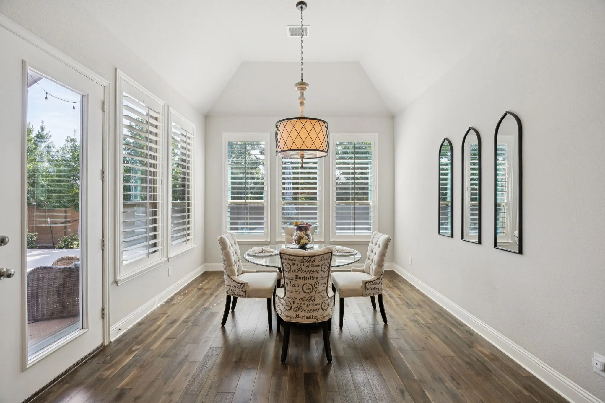 Single Family Residence For Sale in Collin County , 1604 Fireside Trail, Celina, Texas 75009, 4 Bedroom, 3 Bathroom, 3 Garage spaces, 2,701 Sqft, built in 2015, mls#21385650, Real Estate Agent in Celina, Homes For Sale in Collin county, Homes For Sale in Celina, Realtor in Celina Texas, Real Estate Brokerage Independent Realty Texas, Luminita Cordes Realtor