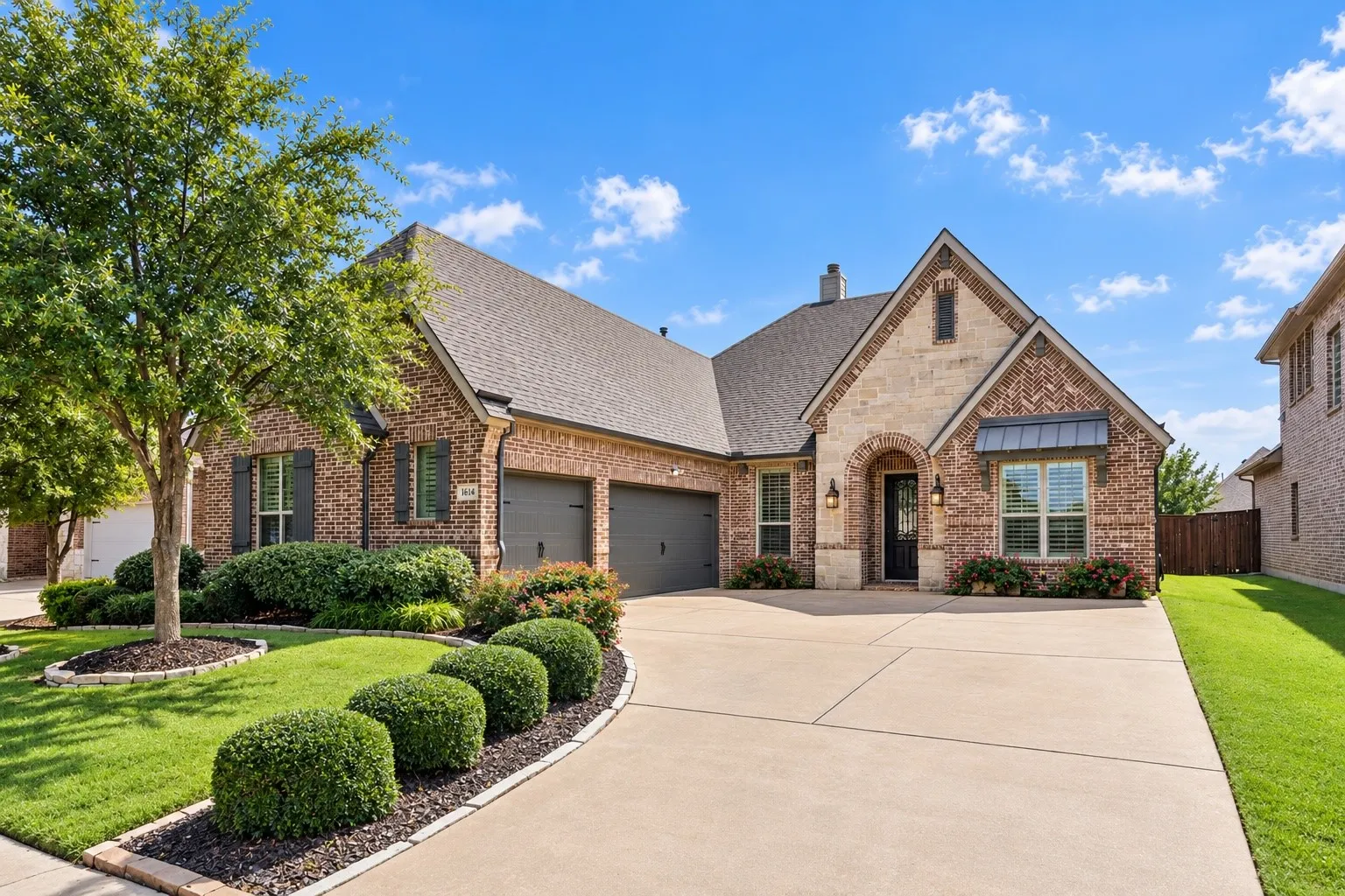 Single Family Residence For Sale in Collin County , 1604 Fireside Trail, Celina, Texas 75009, 4 Bedroom, 3 Bathroom, 3 Garage spaces, 2,701 Sqft, built in 2015, mls#21385650, Real Estate Agent in Celina, Homes For Sale in Collin county, Homes For Sale in Celina, Realtor in Celina Texas, Real Estate Brokerage Independent Realty Texas, Luminita Cordes Realtor