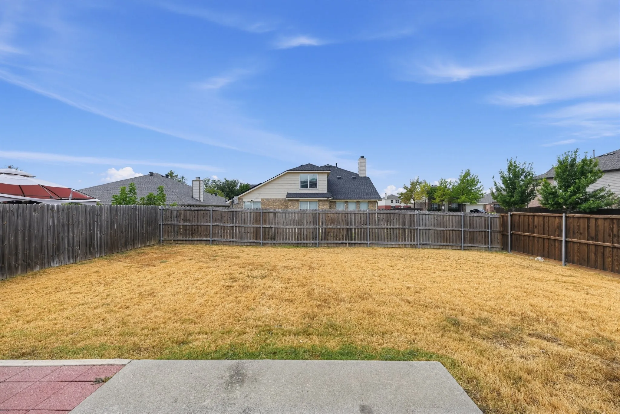 Single Family Residence For Sale in Tarrant County , 1400 Mountain Air Trail, Fort Worth, Texas 76131, 4 Bedroom, 3 Bathroom, 2 Garage spaces, 2,359 Sqft, built in 2005, mls#21385820, Real Estate Agent in Fort Worth, Homes For Sale in Tarrant county, Homes For Sale in Fort Worth, Realtor in Fort Worth Texas, Real Estate Brokerage Independent Realty Texas, Luminita Cordes Realtor