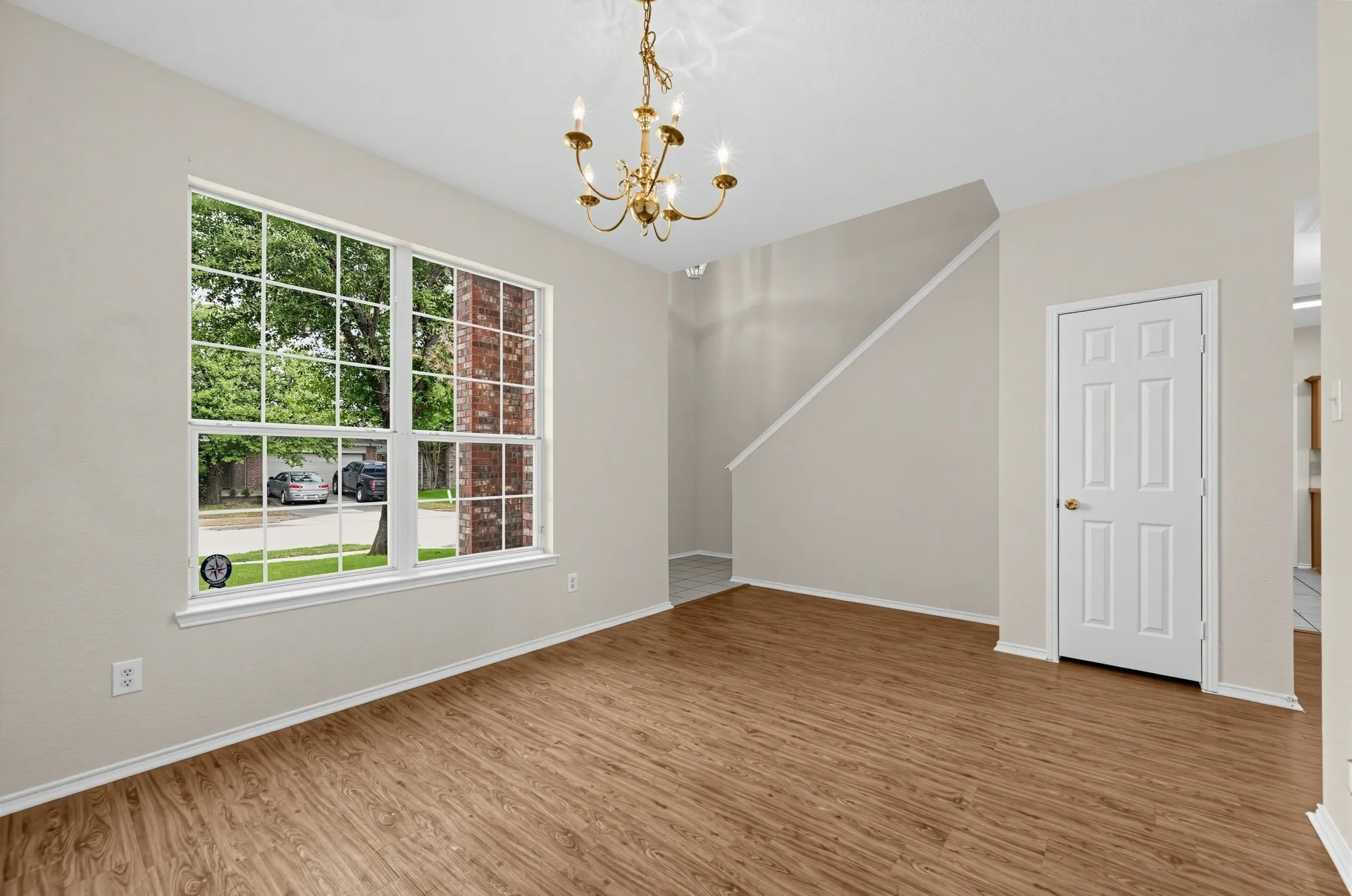 Single Family Residence For Sale in Tarrant County , 1400 Mountain Air Trail, Fort Worth, Texas 76131, 4 Bedroom, 3 Bathroom, 2 Garage spaces, 2,359 Sqft, built in 2005, mls#21385820, Real Estate Agent in Fort Worth, Homes For Sale in Tarrant county, Homes For Sale in Fort Worth, Realtor in Fort Worth Texas, Real Estate Brokerage Independent Realty Texas, Luminita Cordes Realtor