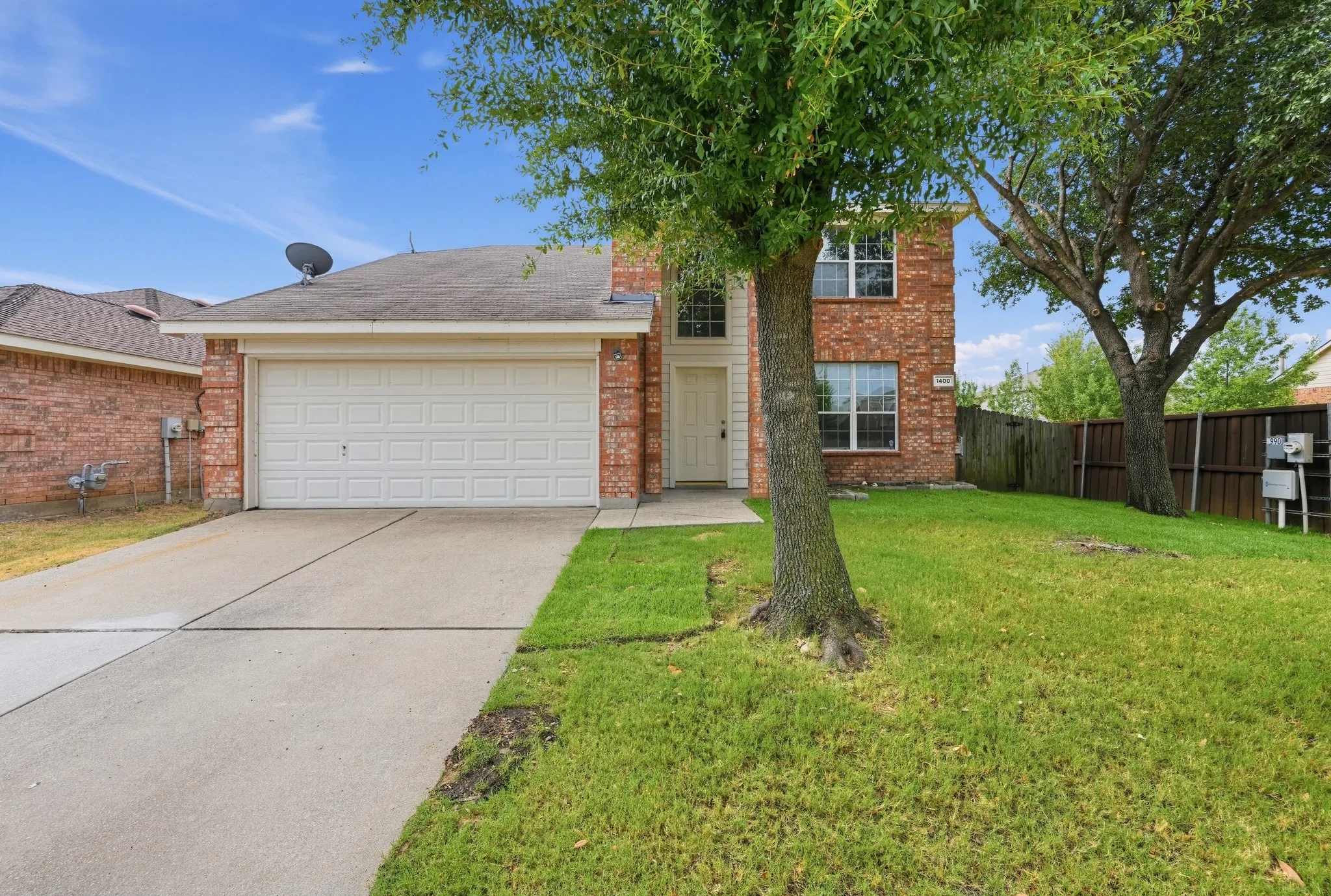 Single Family Residence For Sale in Tarrant County , 1400 Mountain Air Trail, Fort Worth, Texas 76131, 4 Bedroom, 3 Bathroom, 2 Garage spaces, 2,359 Sqft, built in 2005, mls#21385820, Real Estate Agent in Fort Worth, Homes For Sale in Tarrant county, Homes For Sale in Fort Worth, Realtor in Fort Worth Texas, Real Estate Brokerage Independent Realty Texas, Luminita Cordes Realtor