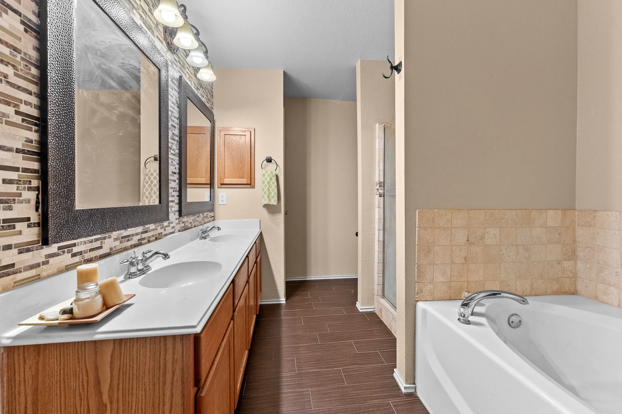 Single Family Residence For Rent in Tarrant County , 729 Pheasant Road, Saginaw, Texas 76131, 4 Bedroom, 2 Bathroom, 2 Garage spaces, 1,840 Sqft, built in 2006, mls#21385811, Real Estate Agent in Saginaw, Homes For Rent in Tarrant county, Homes For Rent in Saginaw, Realtor in Saginaw Texas, Real Estate Brokerage Independent Realty Texas, Luminita Cordes Realtor