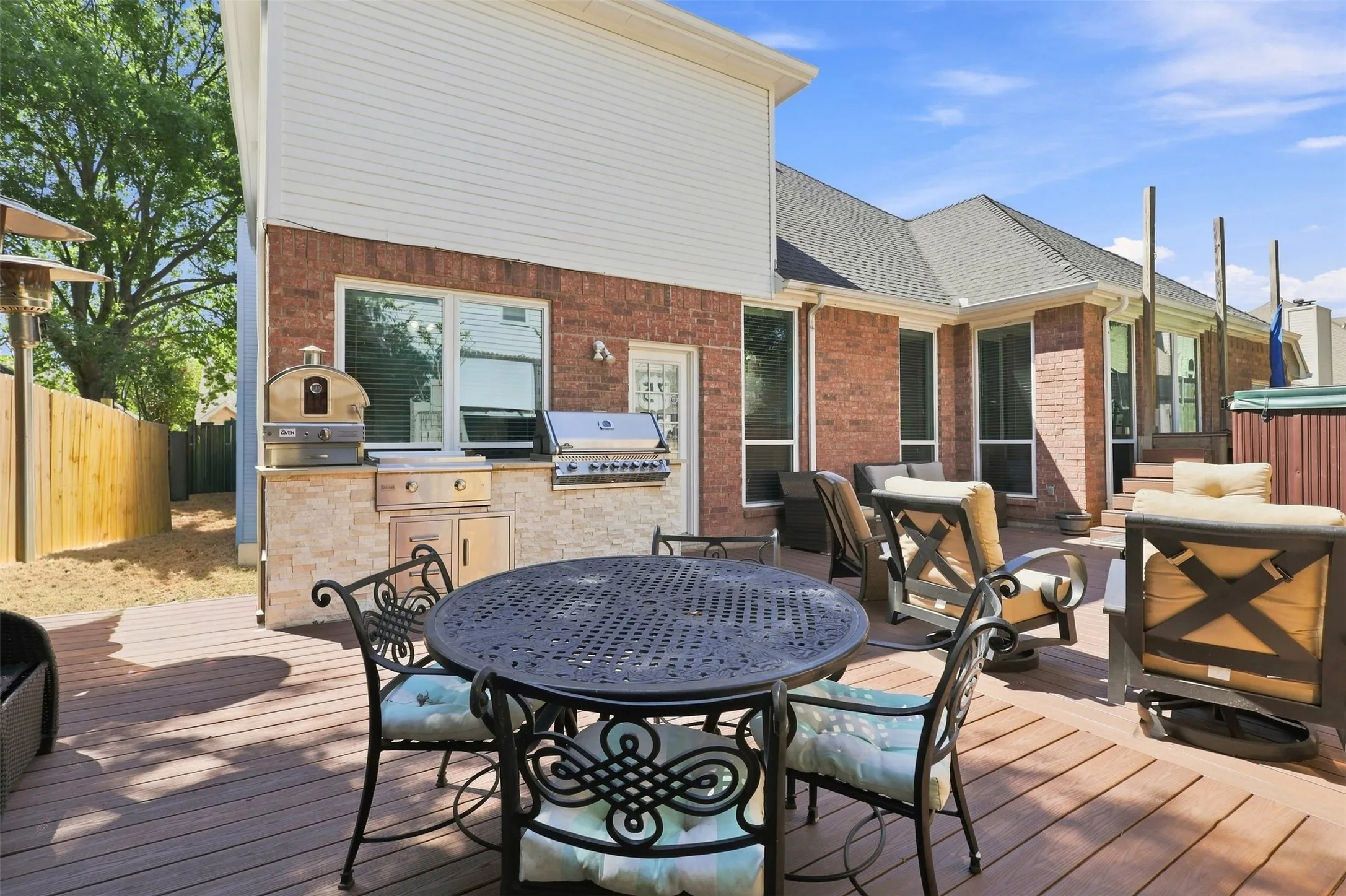 Single Family Residence For Sale in Collin County , 5108 Feather Crest, Mc Kinney, Texas 75072, 4 Bedroom, 3 Bathroom, 2 Garage spaces, 2,994 Sqft, built in 1992, mls#21385027, Real Estate Agent in Mc Kinney, Homes For Sale in Collin county, Homes For Sale in Mc Kinney, Realtor in Mc Kinney Texas, Real Estate Brokerage Independent Realty Texas, Luminita Cordes Realtor