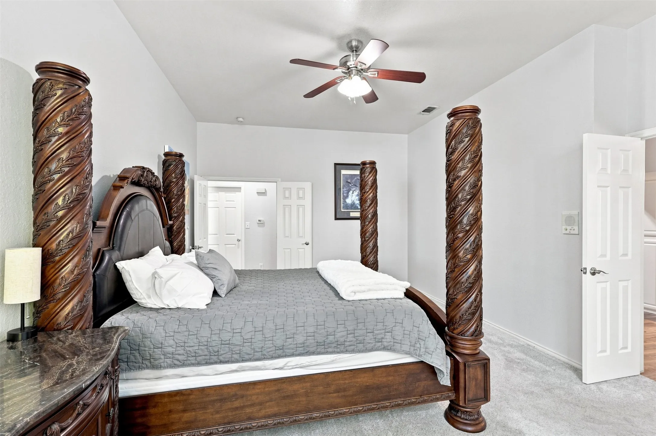 Single Family Residence For Sale in Collin County , 5108 Feather Crest, Mc Kinney, Texas 75072, 4 Bedroom, 3 Bathroom, 2 Garage spaces, 2,994 Sqft, built in 1992, mls#21385027, Real Estate Agent in Mc Kinney, Homes For Sale in Collin county, Homes For Sale in Mc Kinney, Realtor in Mc Kinney Texas, Real Estate Brokerage Independent Realty Texas, Luminita Cordes Realtor