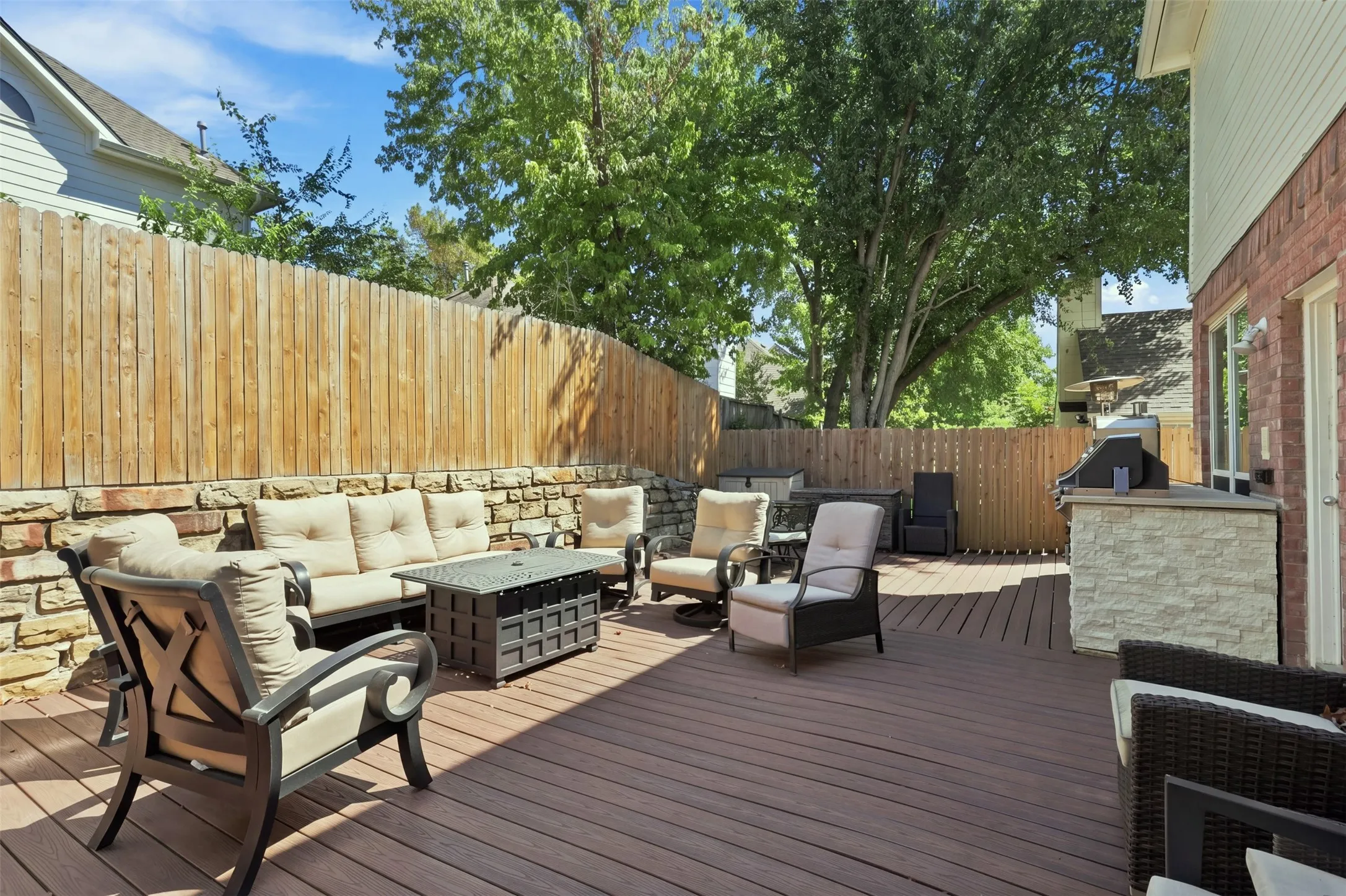 Single Family Residence For Sale in Collin County , 5108 Feather Crest, Mc Kinney, Texas 75072, 4 Bedroom, 3 Bathroom, 2 Garage spaces, 2,994 Sqft, built in 1992, mls#21385027, Real Estate Agent in Mc Kinney, Homes For Sale in Collin county, Homes For Sale in Mc Kinney, Realtor in Mc Kinney Texas, Real Estate Brokerage Independent Realty Texas, Luminita Cordes Realtor