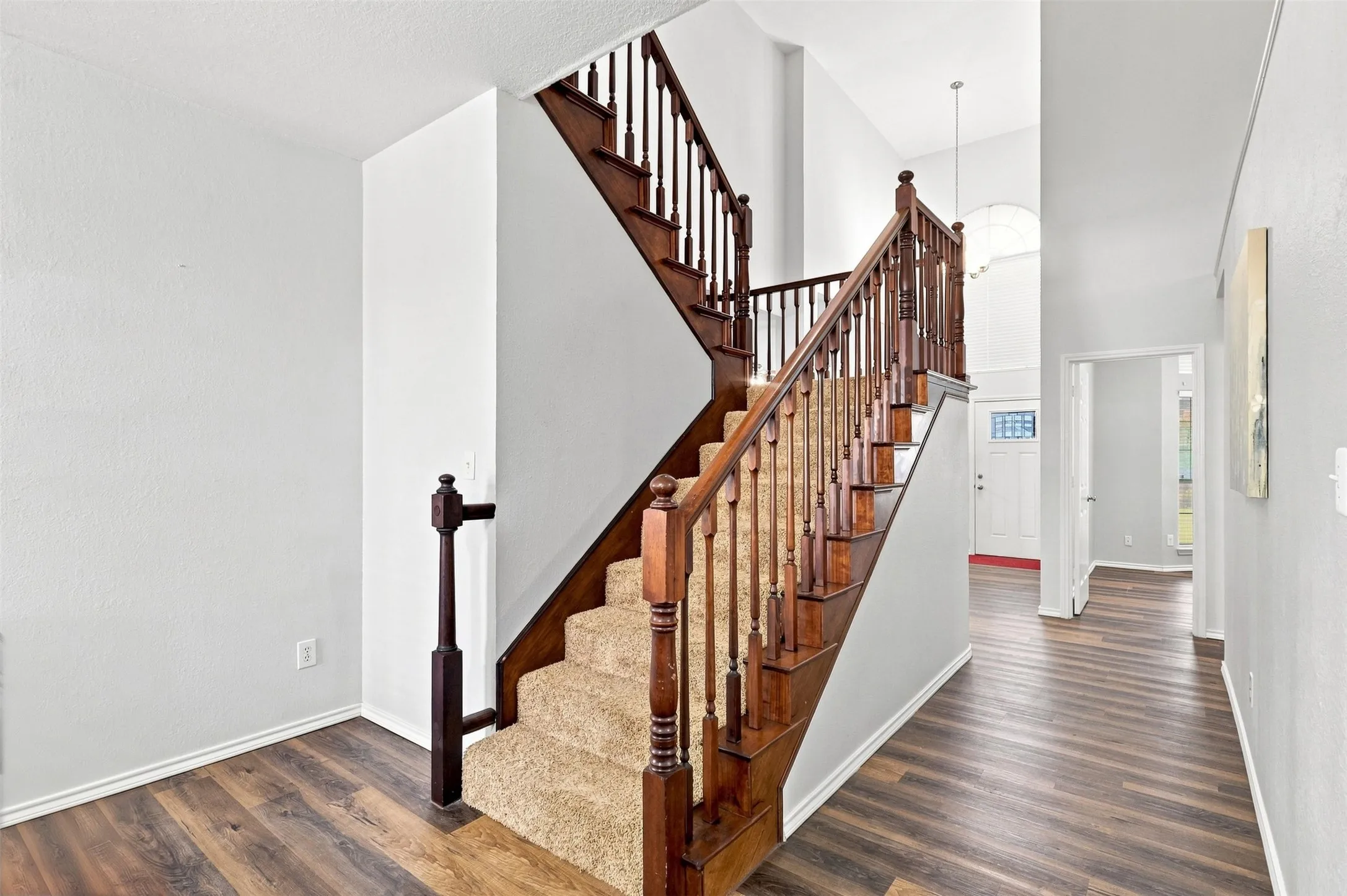 Single Family Residence For Sale in Collin County , 5108 Feather Crest, Mc Kinney, Texas 75072, 4 Bedroom, 3 Bathroom, 2 Garage spaces, 2,994 Sqft, built in 1992, mls#21385027, Real Estate Agent in Mc Kinney, Homes For Sale in Collin county, Homes For Sale in Mc Kinney, Realtor in Mc Kinney Texas, Real Estate Brokerage Independent Realty Texas, Luminita Cordes Realtor