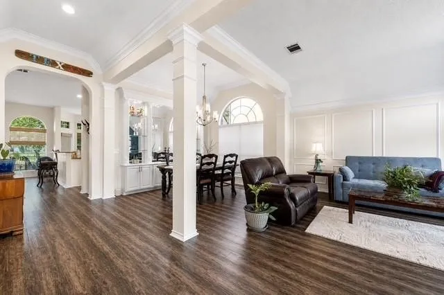 Single Family Residence For Rent in Dallas County , 521 Palm Desert Drive, Garland, Texas 75044, 4 Bedroom, 3 Bathroom, 2 Garage spaces, 2,464 Sqft, built in 1992, mls#21380600, Real Estate Agent in Garland, Homes For Rent in Dallas county, Homes For Rent in Garland, Realtor in Garland Texas, Real Estate Brokerage Independent Realty Texas, Luminita Cordes Realtor