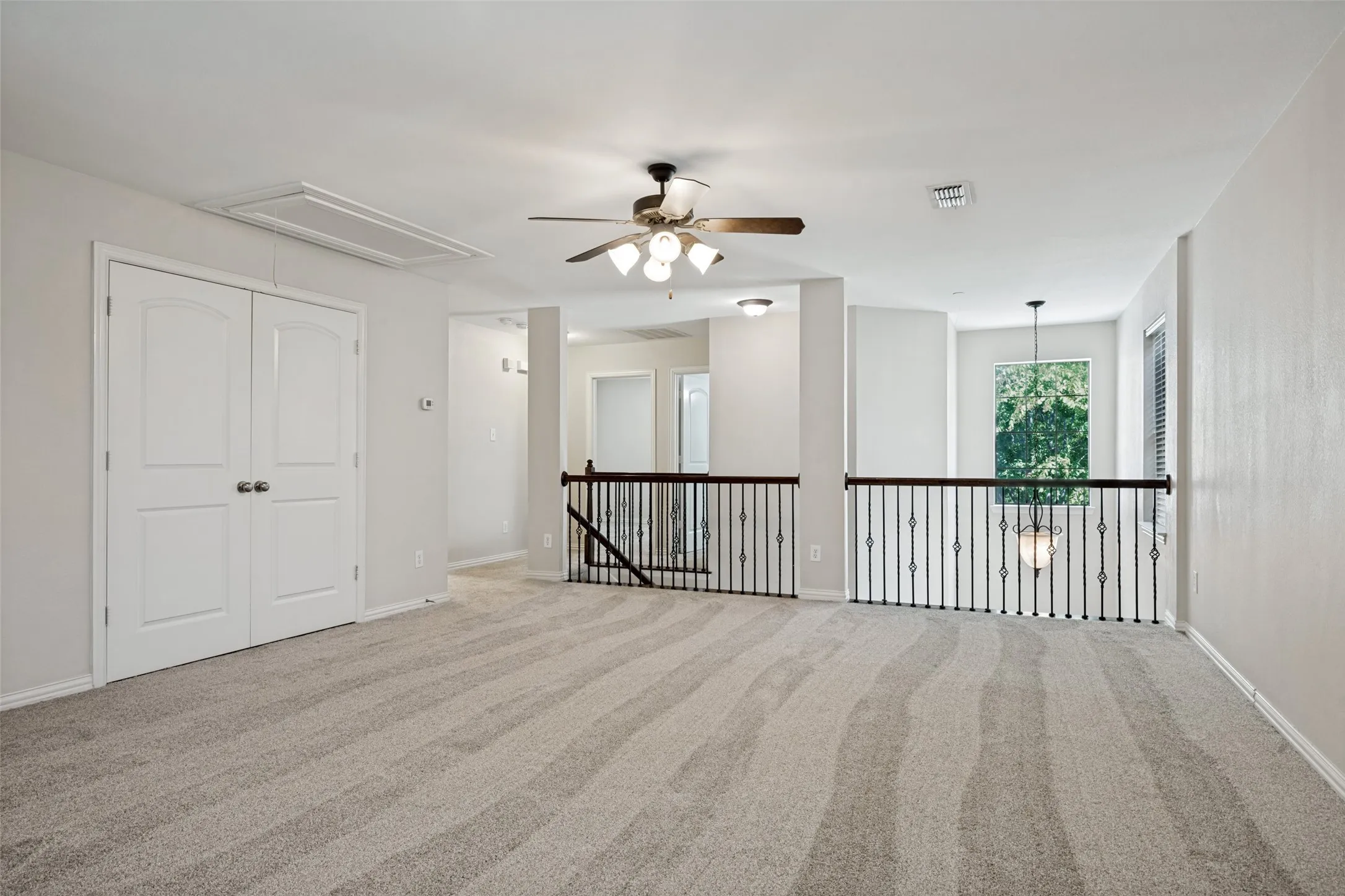 Townhouse For Rent in Collin County , 7925 Hannah Street, Plano, Texas 75025, 4 Bedroom, 4 Bathroom, 2 Garage spaces, 1,948 Sqft, built in 2007, mls#21385823, Real Estate Agent in Plano, Homes For Rent in Collin county, Homes For Rent in Plano, Realtor in Plano Texas, Real Estate Brokerage Independent Realty Texas, Luminita Cordes Realtor