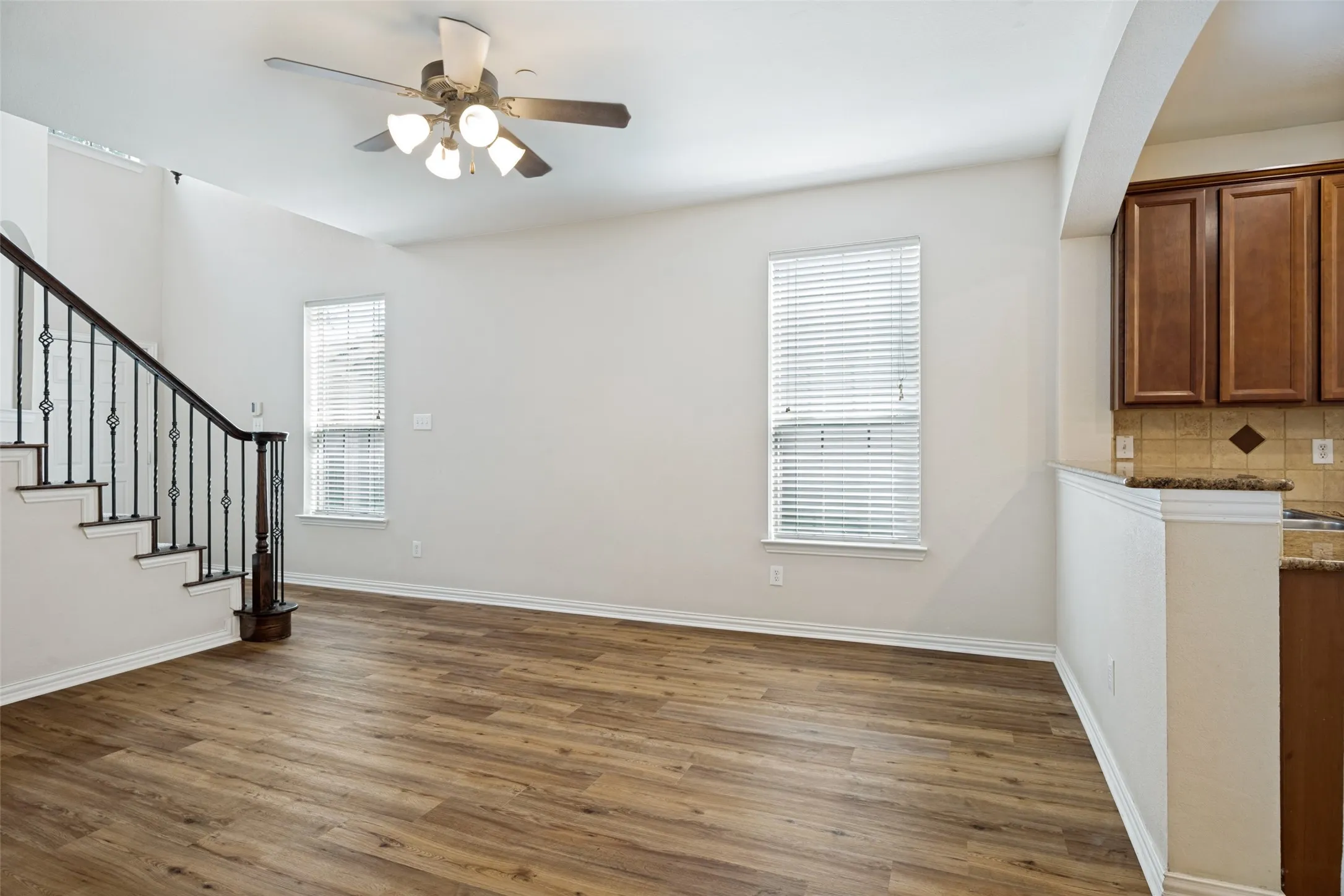 Townhouse For Rent in Collin County , 7925 Hannah Street, Plano, Texas 75025, 4 Bedroom, 4 Bathroom, 2 Garage spaces, 1,948 Sqft, built in 2007, mls#21385823, Real Estate Agent in Plano, Homes For Rent in Collin county, Homes For Rent in Plano, Realtor in Plano Texas, Real Estate Brokerage Independent Realty Texas, Luminita Cordes Realtor