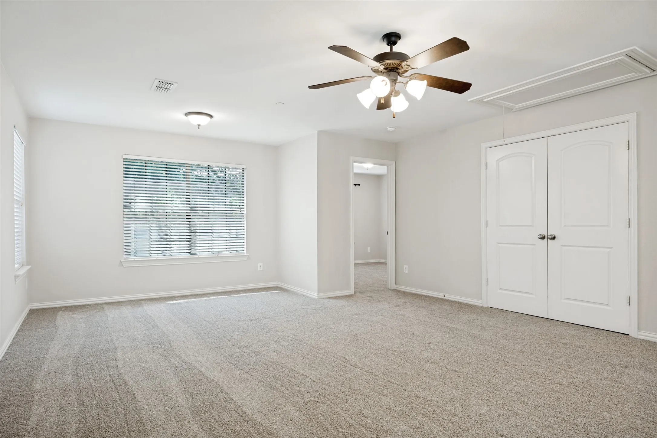 Townhouse For Rent in Collin County , 7925 Hannah Street, Plano, Texas 75025, 4 Bedroom, 4 Bathroom, 2 Garage spaces, 1,948 Sqft, built in 2007, mls#21385823, Real Estate Agent in Plano, Homes For Rent in Collin county, Homes For Rent in Plano, Realtor in Plano Texas, Real Estate Brokerage Independent Realty Texas, Luminita Cordes Realtor