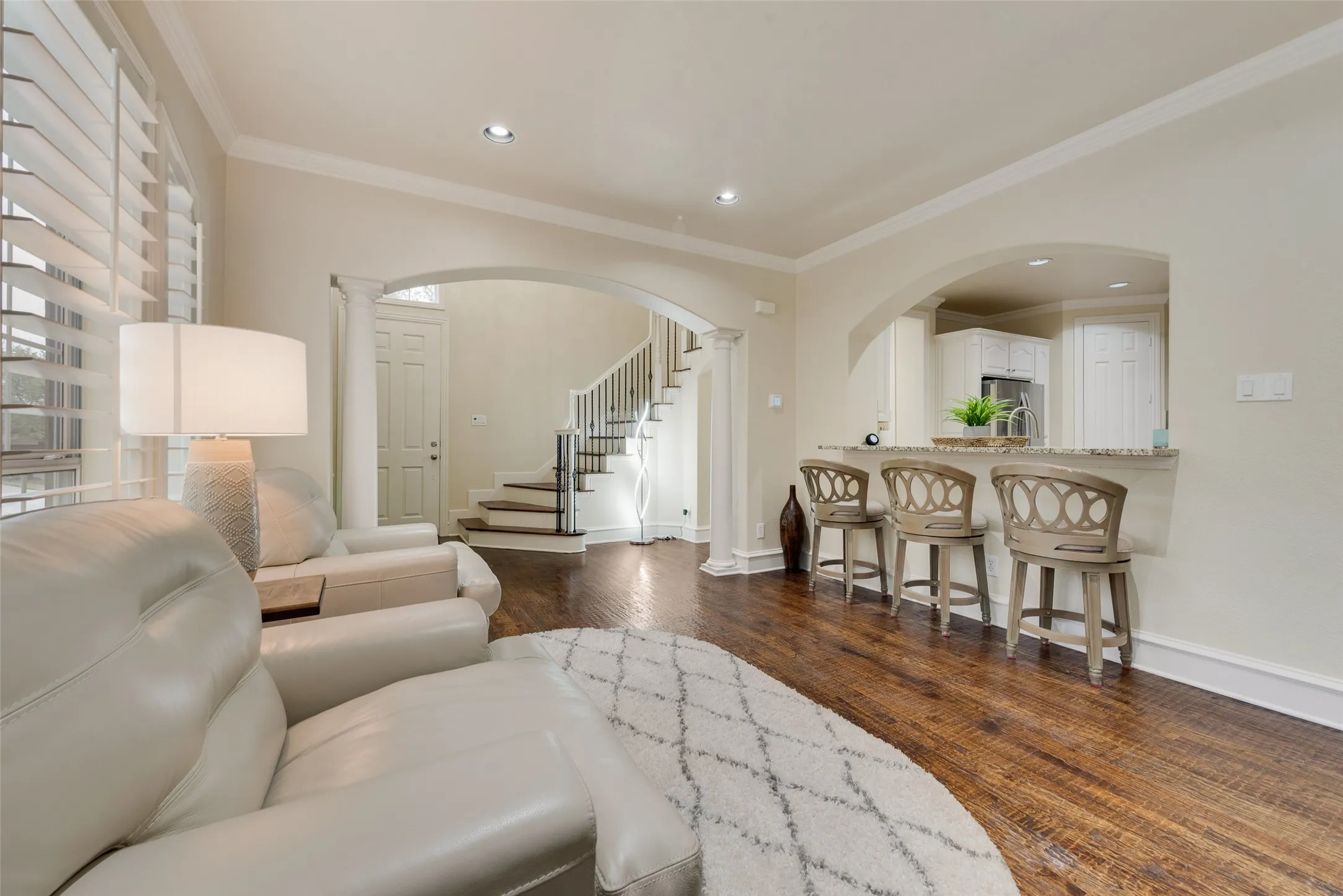Townhouse For Rent in Dallas County , 4400 Saint Andrews Boulevard, Irving, Texas 75038, 3 Bedroom, 3 Bathroom, 2 Garage spaces, 2,279 Sqft, built in 1999, mls#21369889, Real Estate Agent in Irving, Homes For Rent in Dallas county, Homes For Rent in Irving, Realtor in Irving Texas, Real Estate Brokerage Independent Realty Texas, Luminita Cordes Realtor