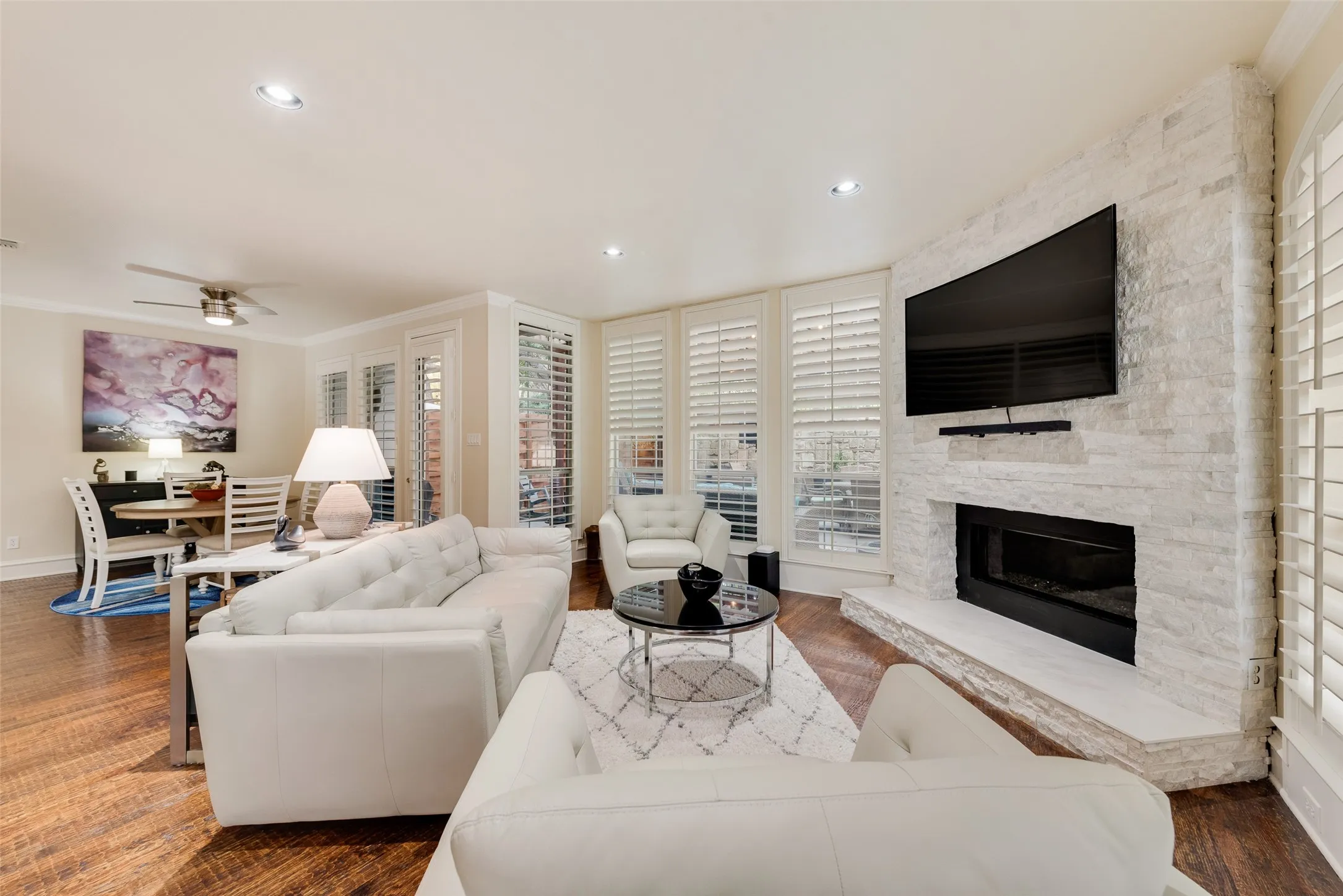 Townhouse For Rent in Dallas County , 4400 Saint Andrews Boulevard, Irving, Texas 75038, 3 Bedroom, 3 Bathroom, 2 Garage spaces, 2,279 Sqft, built in 1999, mls#21369889, Real Estate Agent in Irving, Homes For Rent in Dallas county, Homes For Rent in Irving, Realtor in Irving Texas, Real Estate Brokerage Independent Realty Texas, Luminita Cordes Realtor