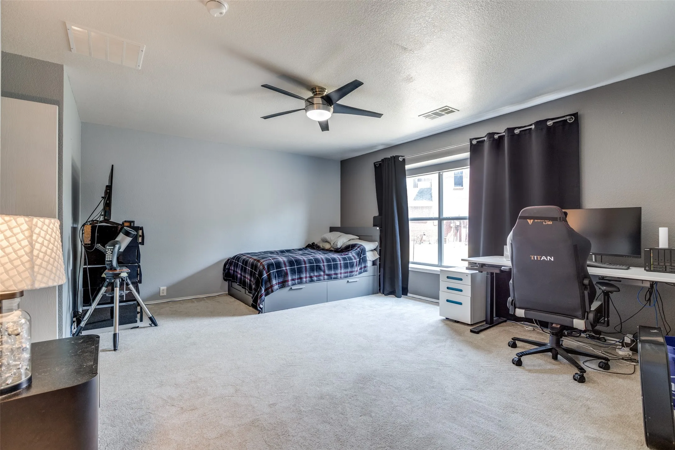 Single Family Residence For Rent in Collin County , 2402 Pheasant Run, Melissa, Texas 75454, 4 Bedroom, 2 Bathroom, 2 Garage spaces, 2,124 Sqft, built in 2003, mls#21381821, Real Estate Agent in Melissa, Homes For Rent in Collin county, Homes For Rent in Melissa, Realtor in Melissa Texas, Real Estate Brokerage Independent Realty Texas, Luminita Cordes Realtor