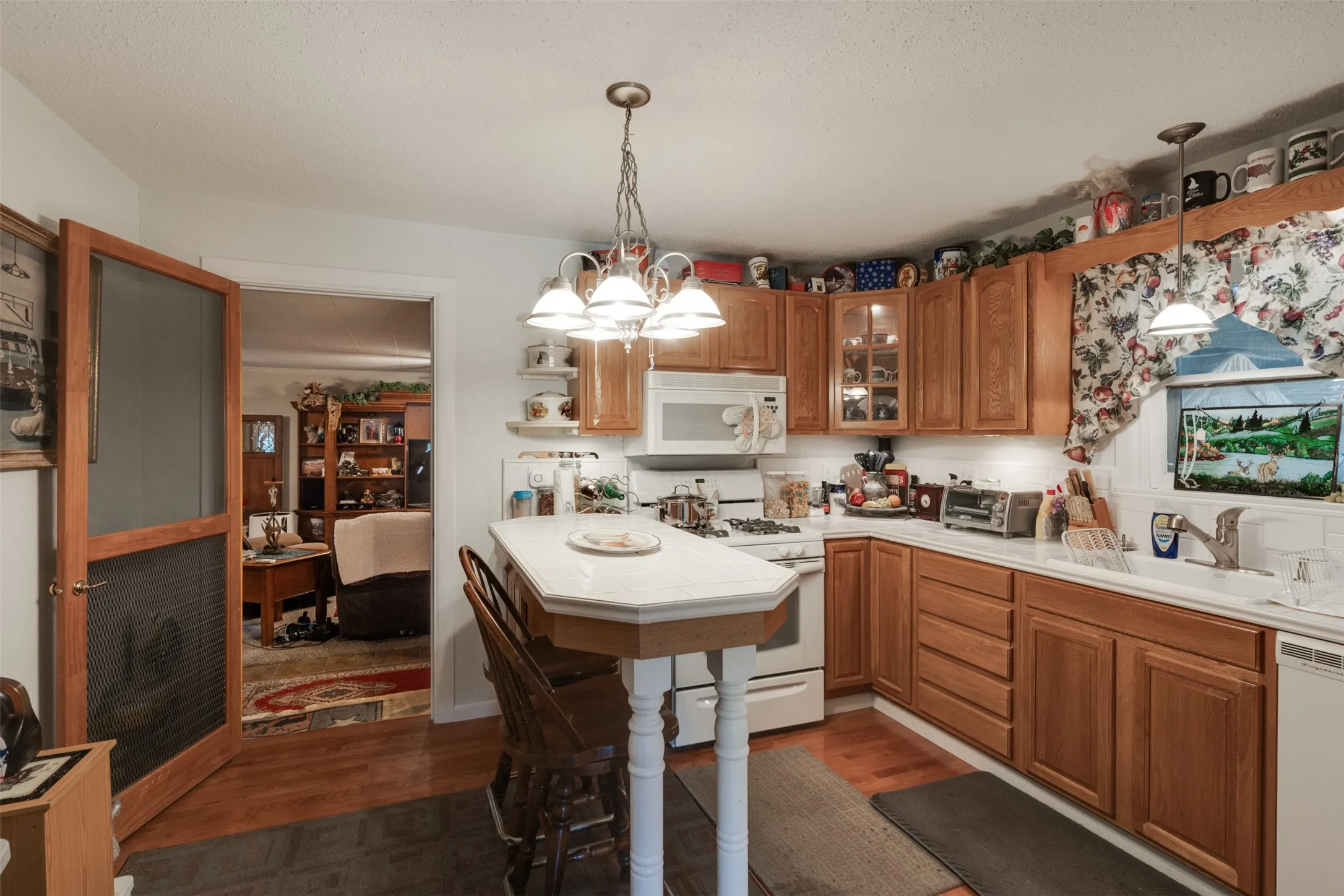 Single Family Residence For Sale in Wichita County , 1225 34th Street, Wichita Falls, Texas 76302, 2 Bedroom, 1 Bathroom, Garage spaces, 1,144 Sqft, built in 1951, mls#21385744, Real Estate Agent in Wichita Falls, Homes For Sale in Wichita county, Homes For Sale in Wichita Falls, Realtor in Wichita Falls Texas, Real Estate Brokerage Independent Realty Texas, Luminita Cordes Realtor